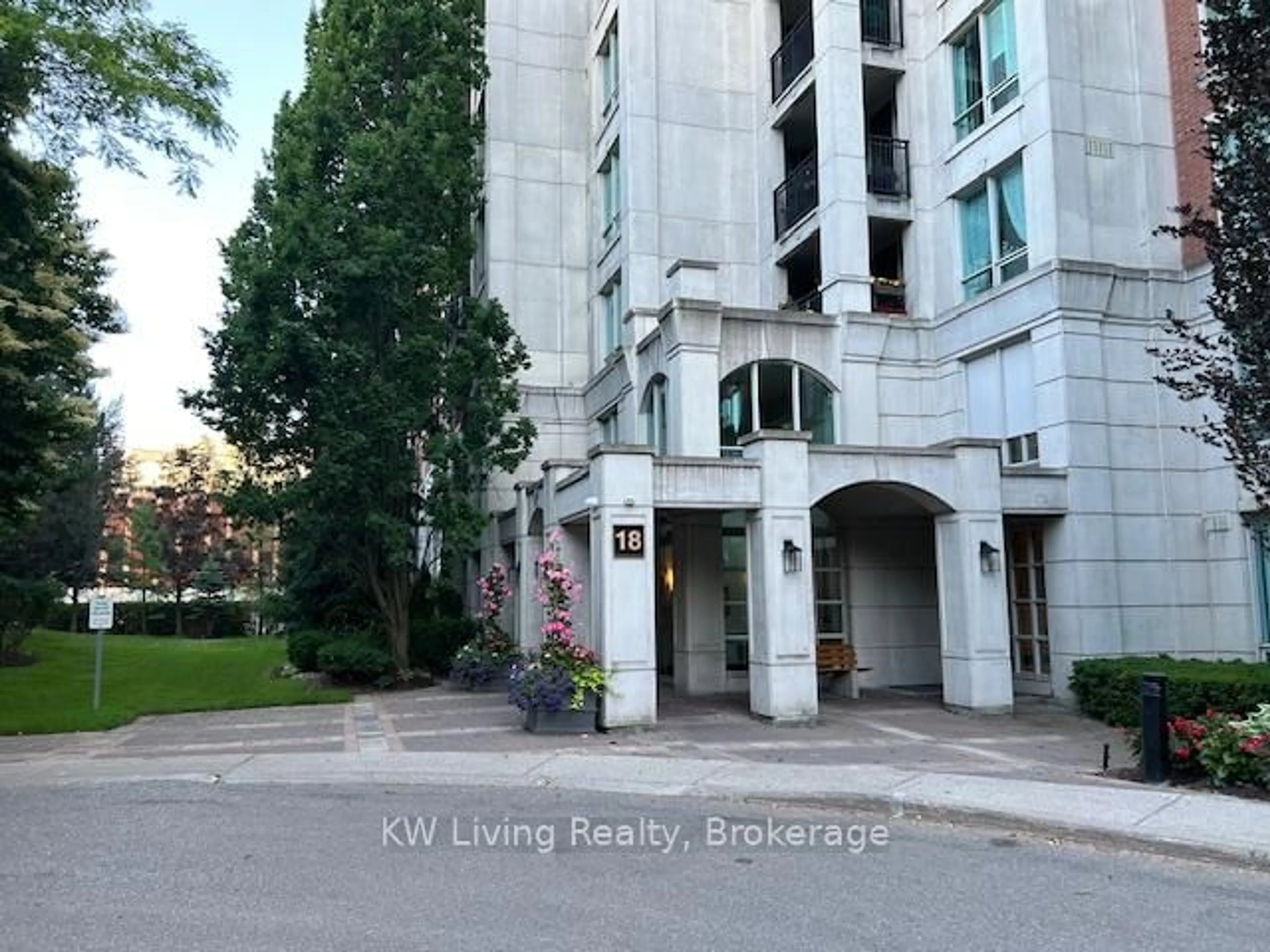 Unknown for 18 William Carson Cres #815, Toronto Ontario M2P 2G6