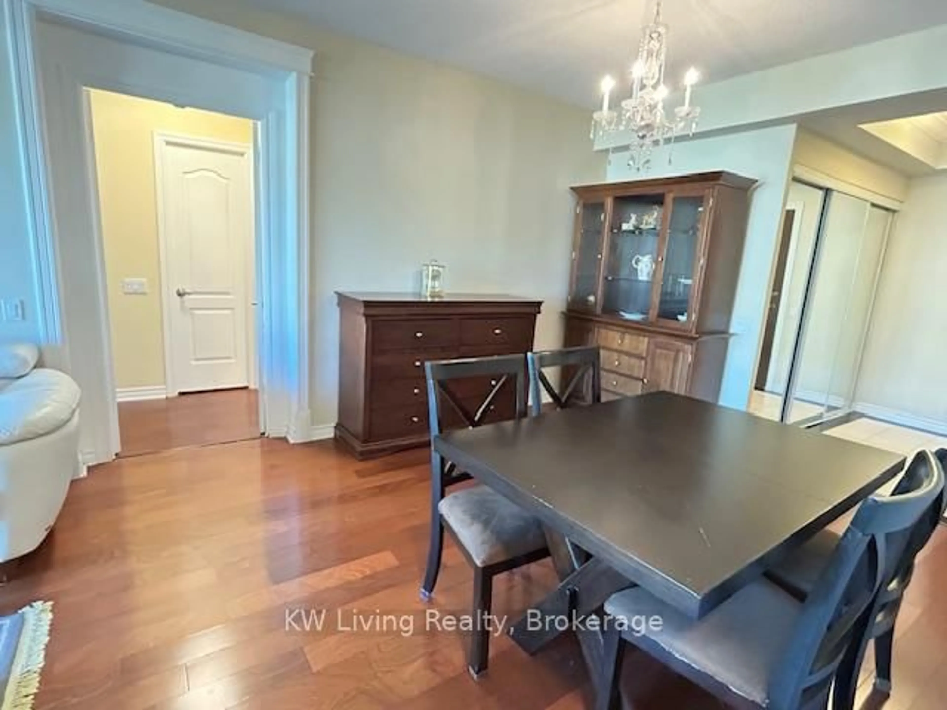 Dining room, wood/laminate floor for 18 William Carson Cres #815, Toronto Ontario M2P 2G6