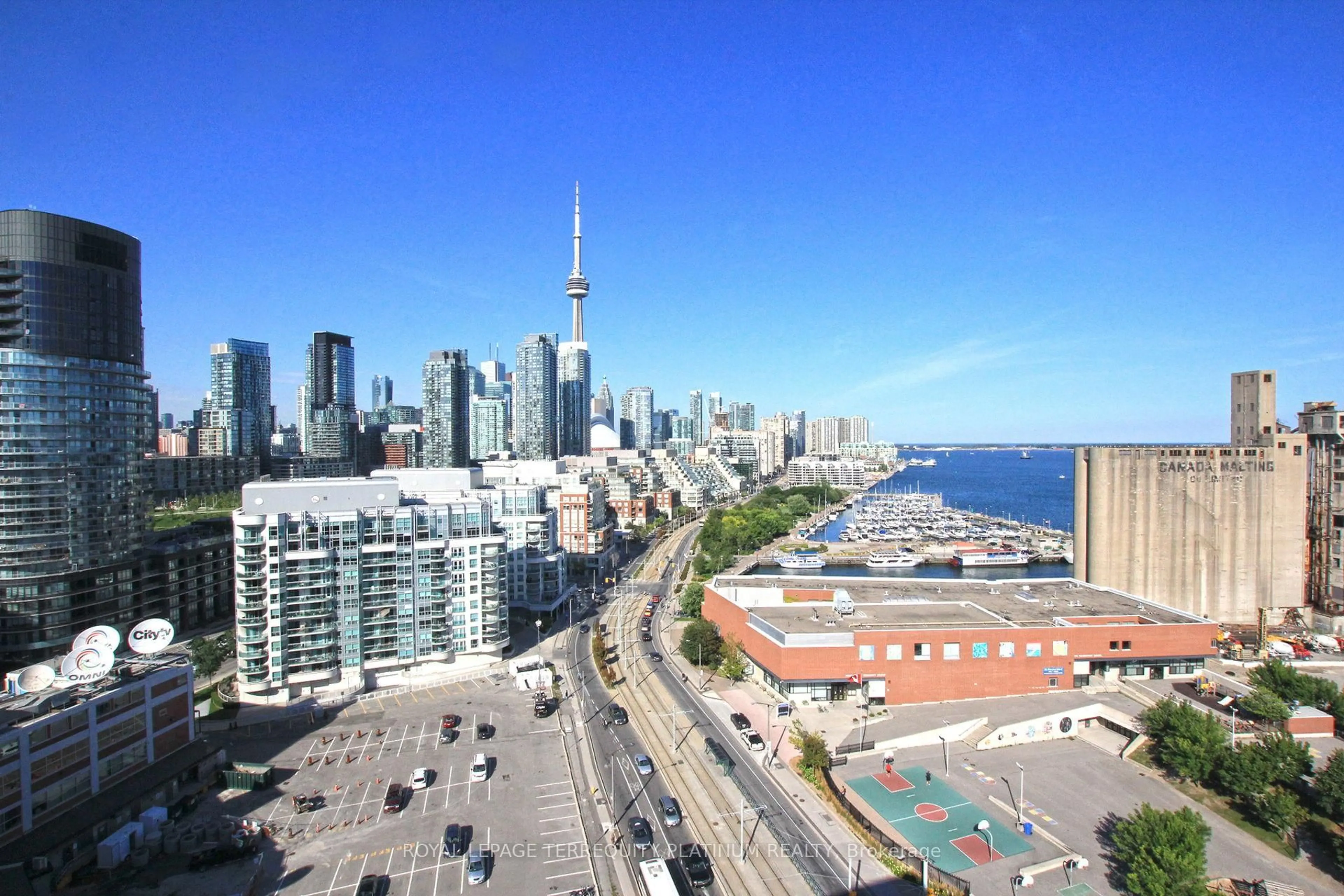 A pic from outside/outdoor area/front of a property/back of a property/a pic from drone, city buildings view from balcony for 650 Queens Quay #1206, Toronto Ontario M5V 3N2