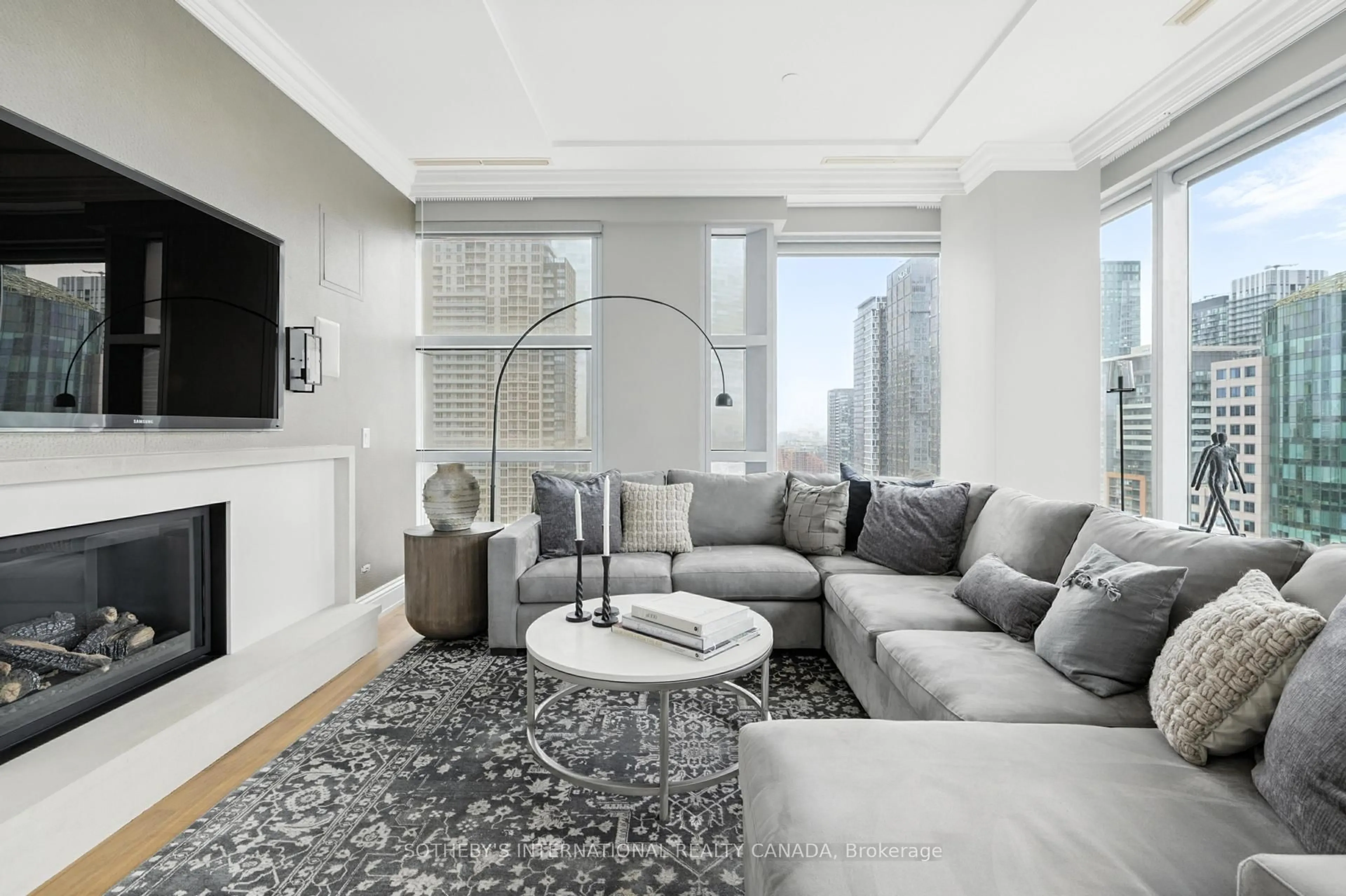Living room with furniture, unknown for 183 Wellington St #2501, Toronto Ontario M5V 0A1