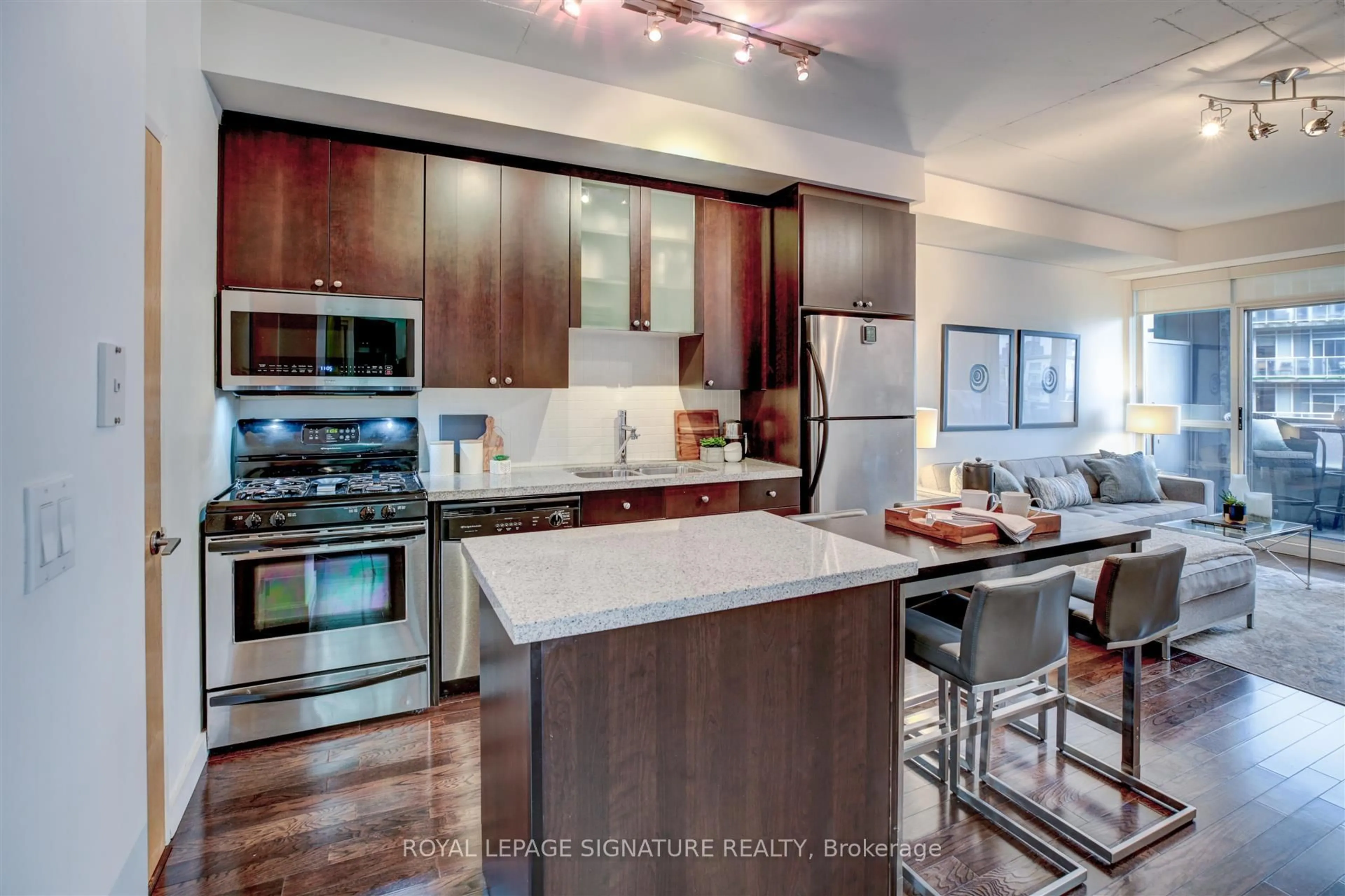 Open concept kitchen, unknown for 1 Shaw St #705, Toronto Ontario M6K 0A1