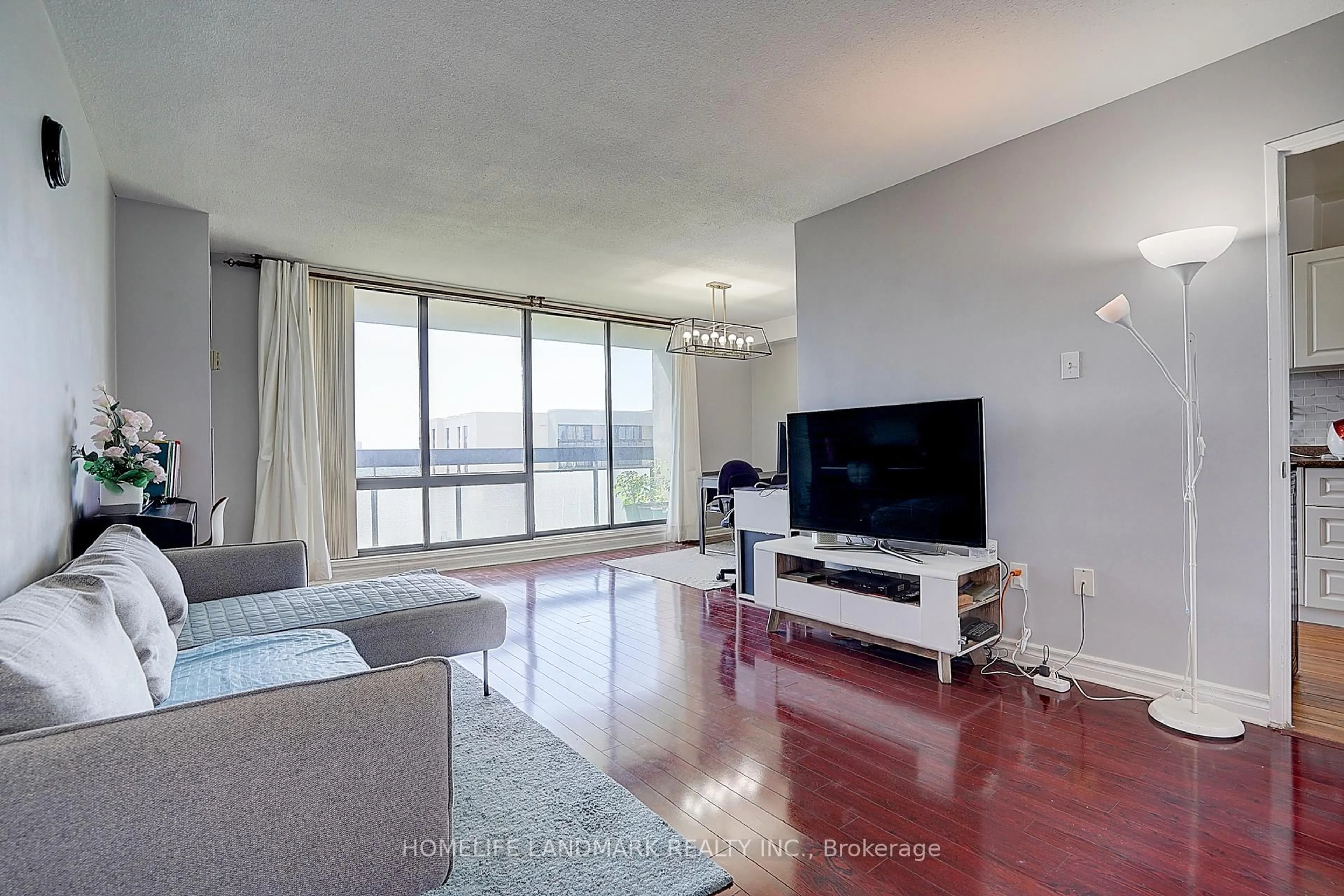 Living room with furniture, unknown for 350 Seneca Hill Dr #1605, Toronto Ontario M2J 4S7