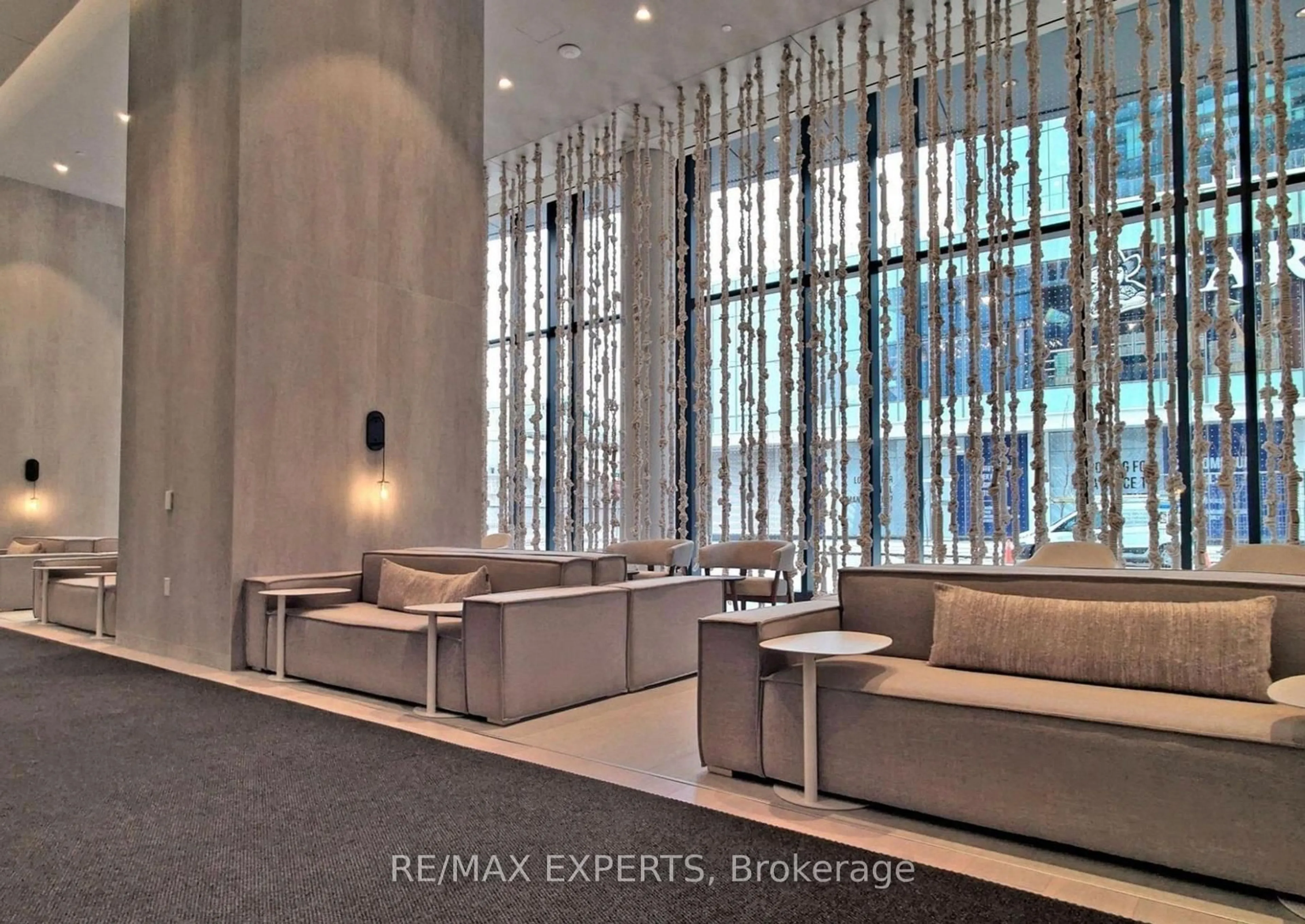 Lobby for 138 Downes St #3302, Toronto Ontario M5E 0E4