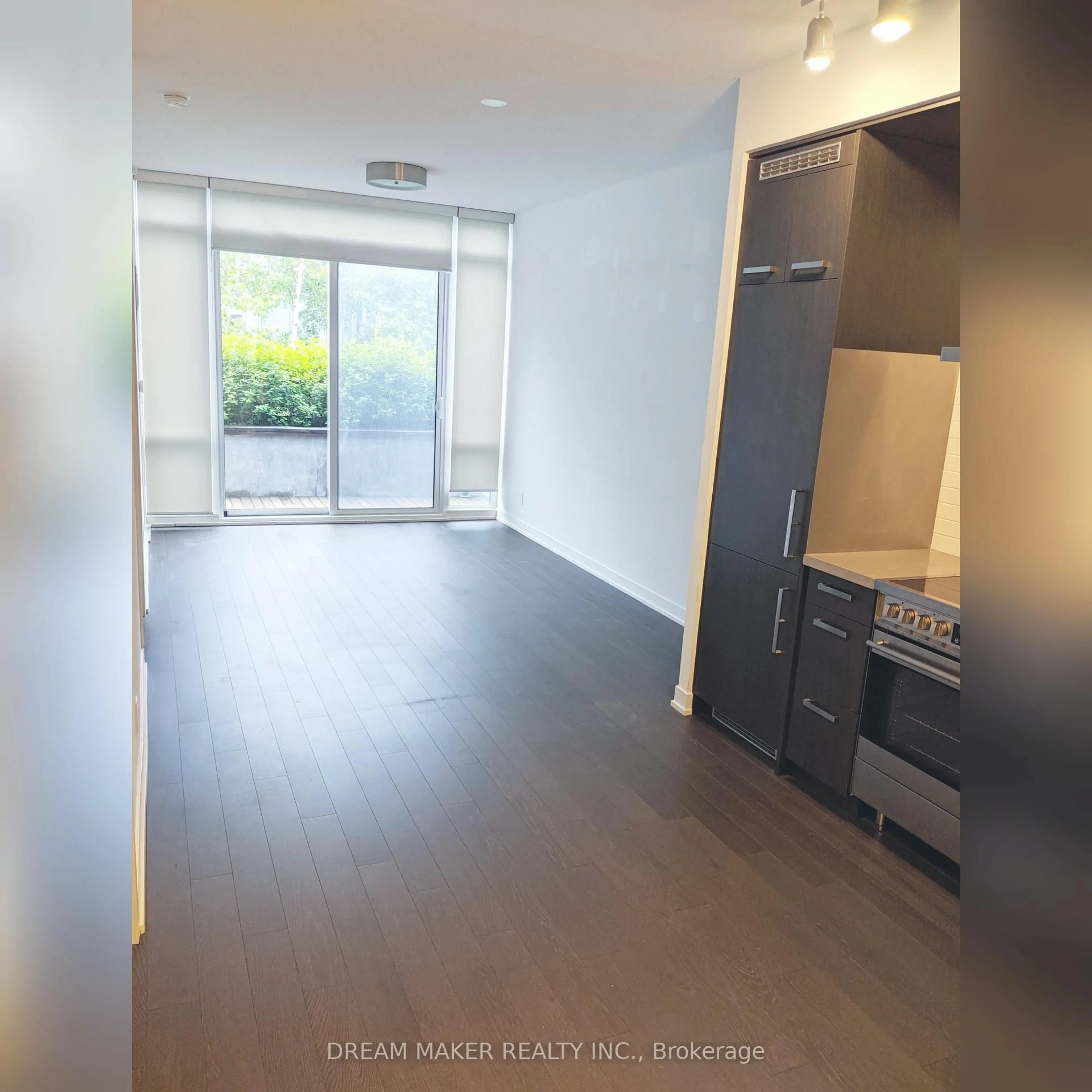 Unknown for 455 Front St #4, Toronto Ontario M5A 0G2