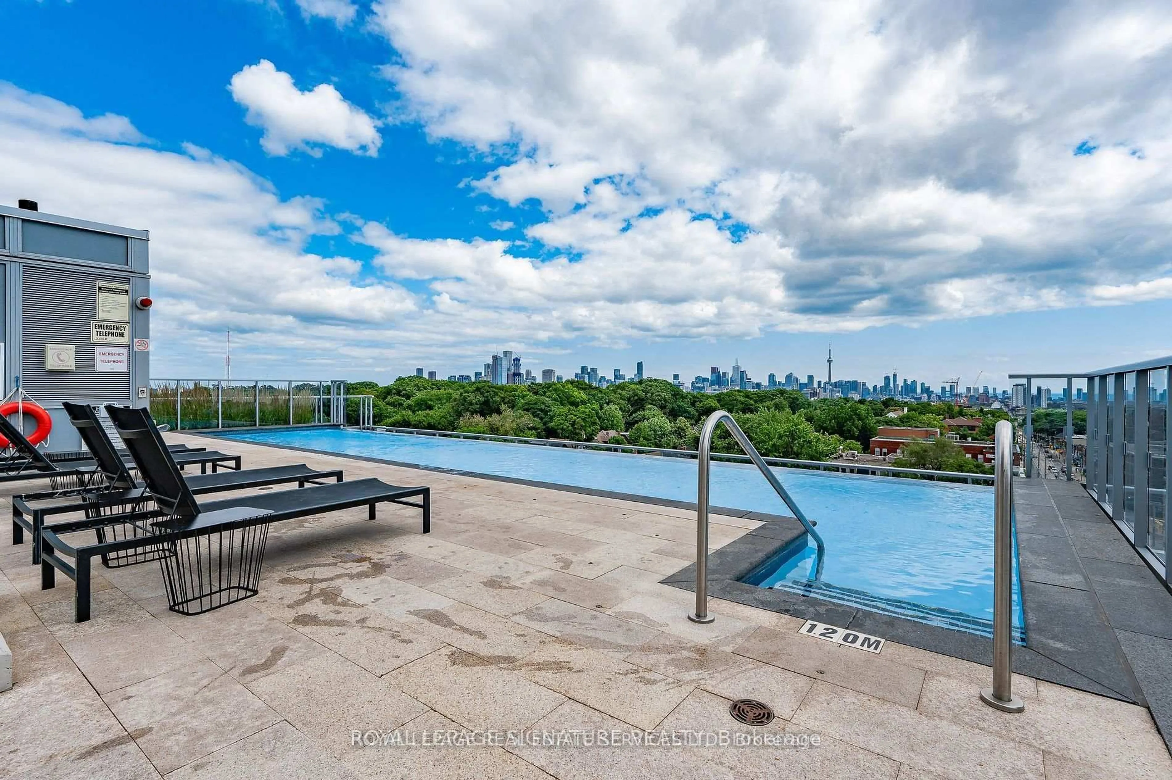 Pool for 501 St Clair Ave #1405, Toronto Ontario M5P 0A2
