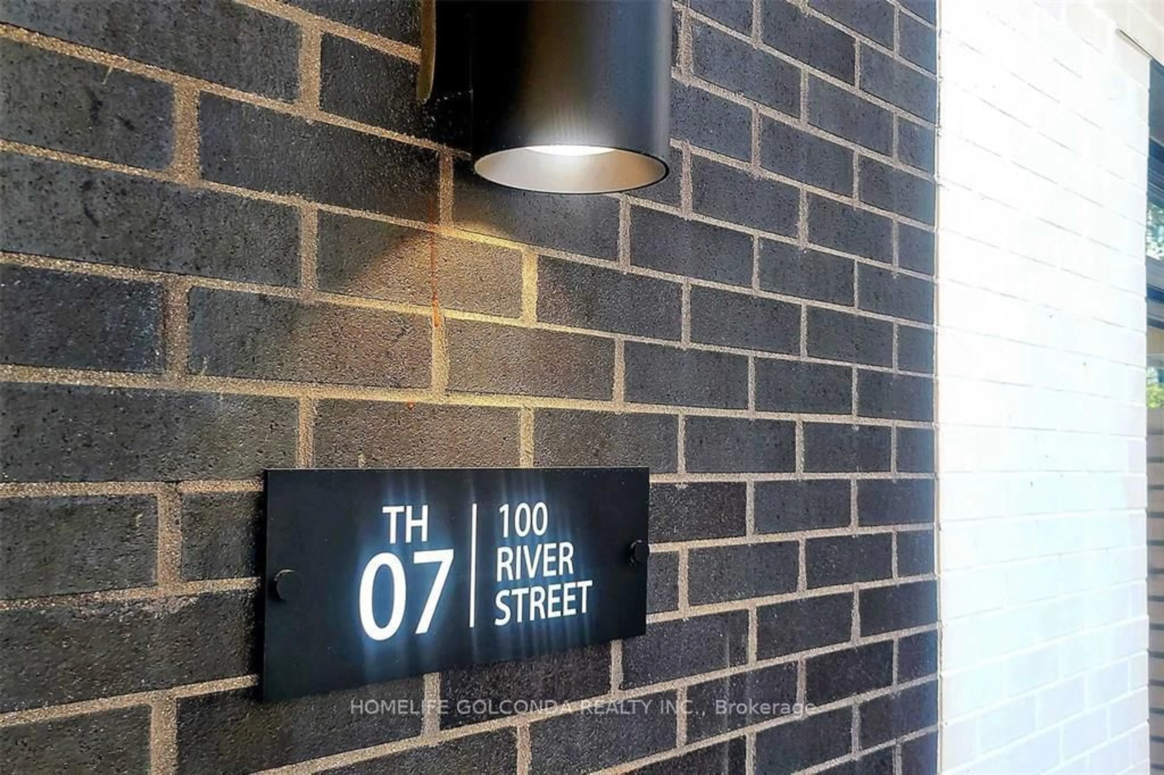 Unknown for 100 River St #Th07, Toronto Ontario M5A 0S3