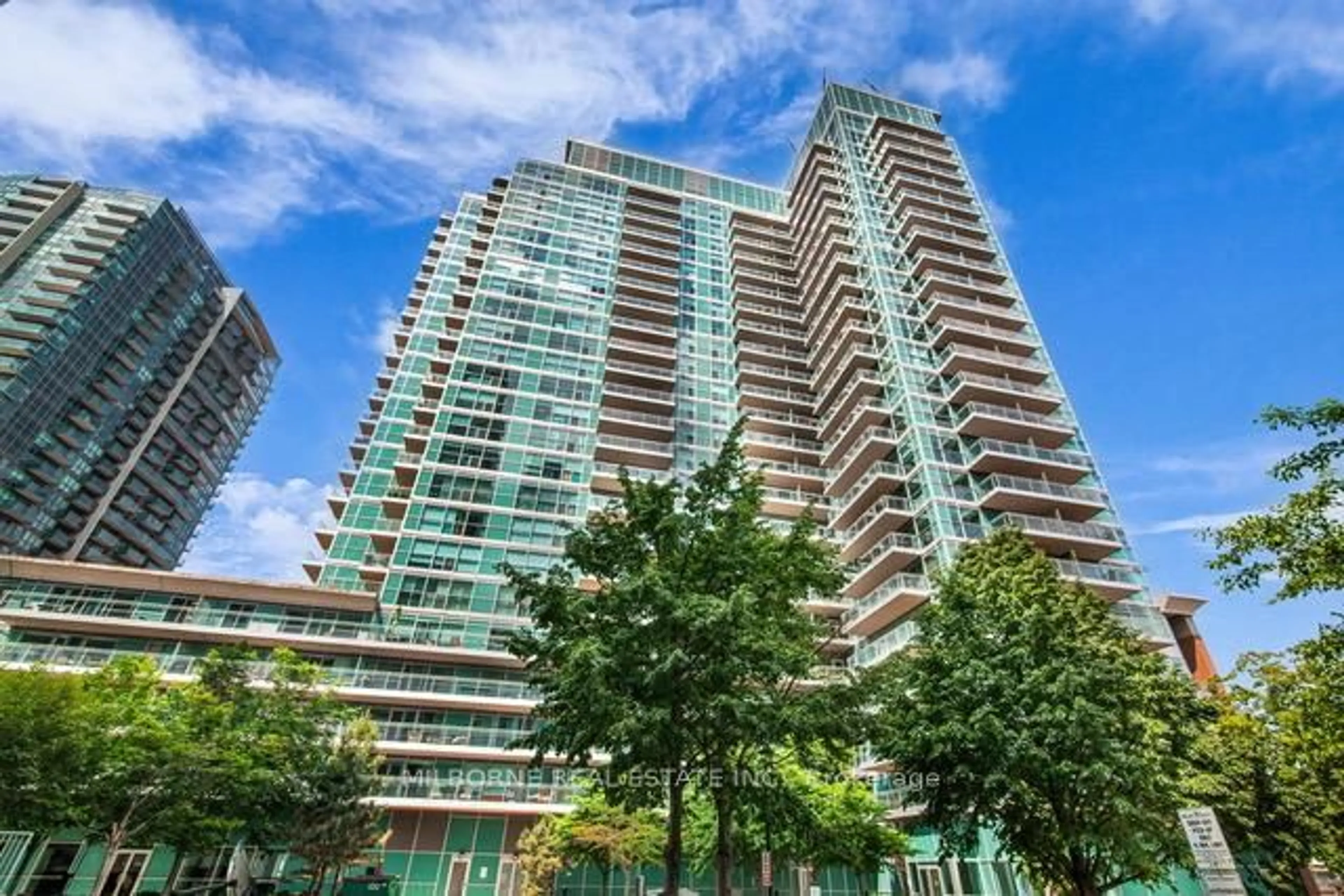 Patio, unknown for 100 Western Battery Rd #214, Toronto Ontario M6K 3S2