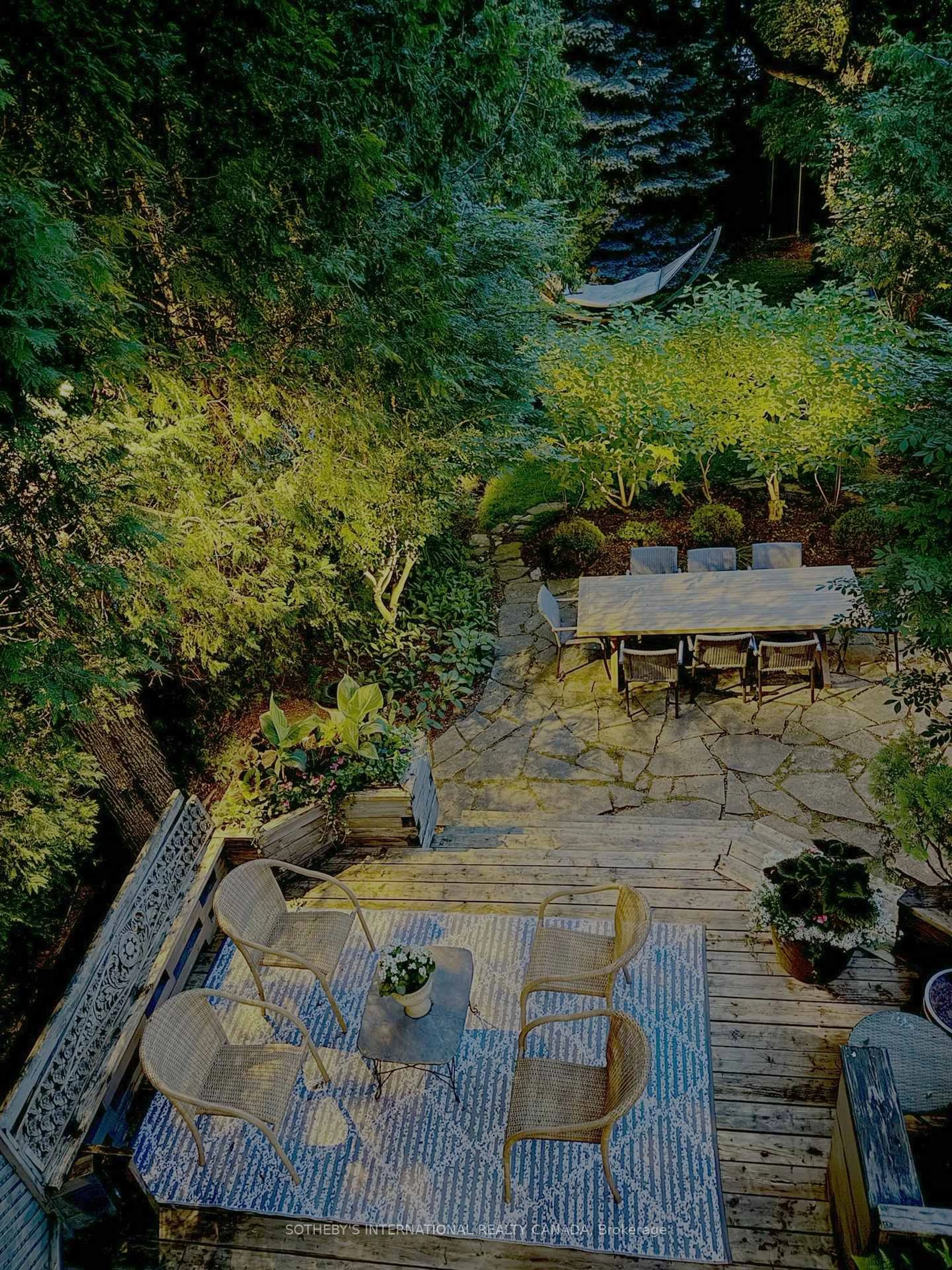 Patio, street for 112 Sherwood Ave, Toronto Ontario M4P 2A7