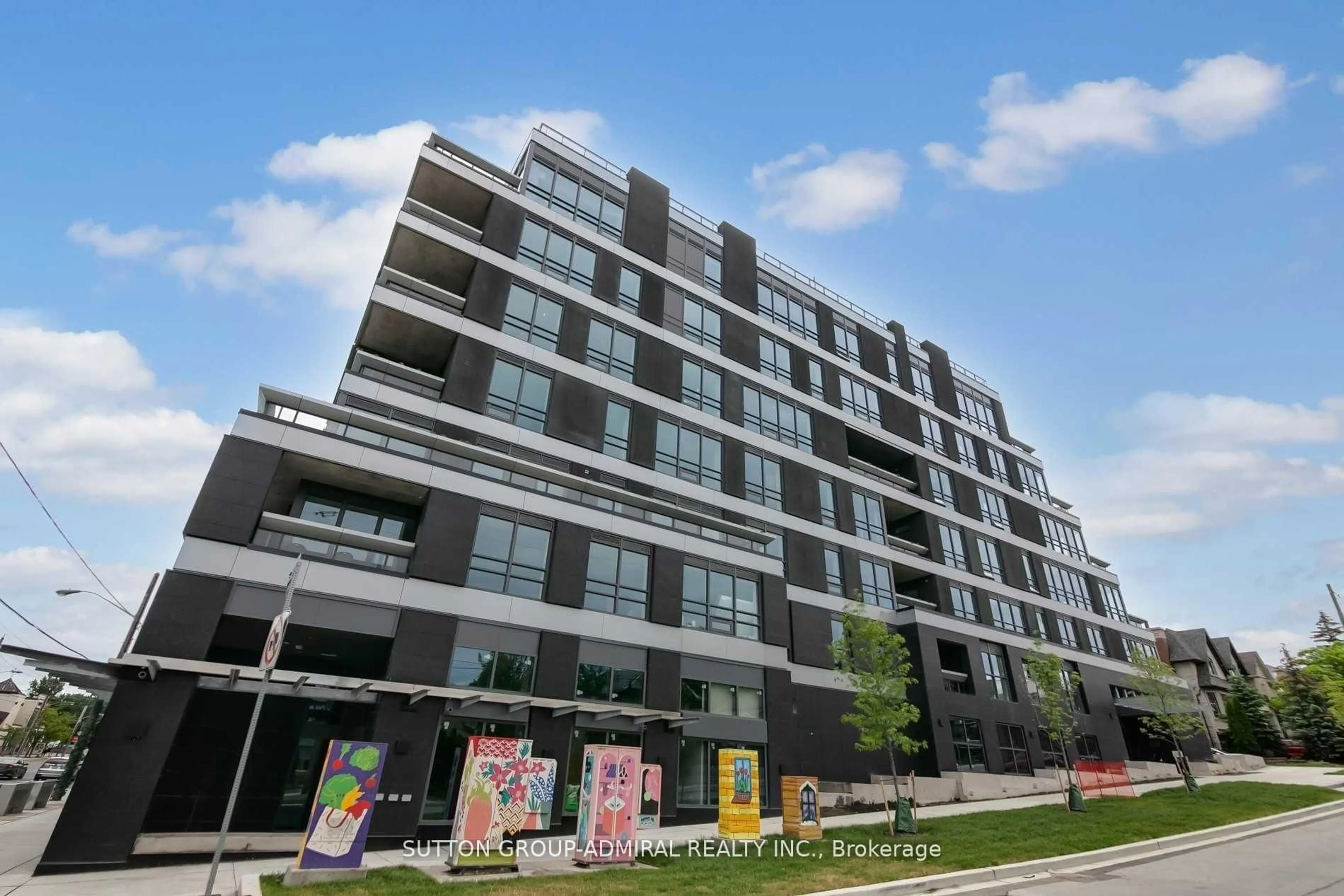 Unknown for 355 Bedford Park #205, Toronto Ontario M5M 1J3