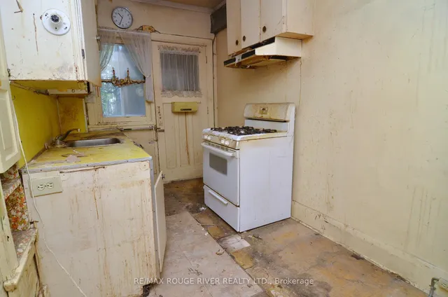 Additional image 21 of 120 Castlefield Ave