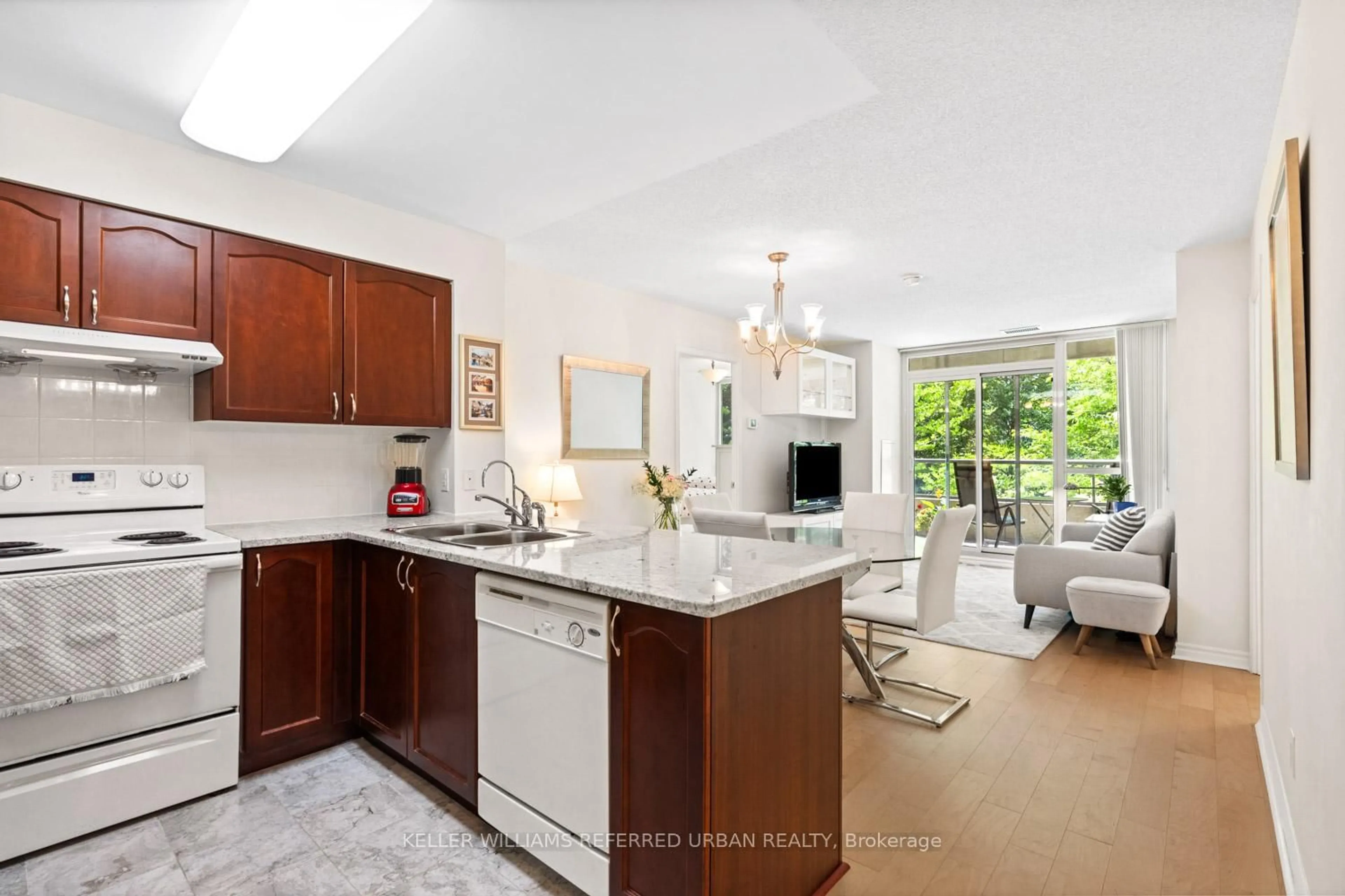 Open concept kitchen, ceramic/tile floor for 35 Hollywood Ave #211, Toronto Ontario M2N 0A9