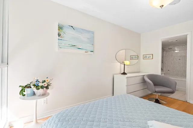 Additional property image - 35 Hollywood Ave Unit 211