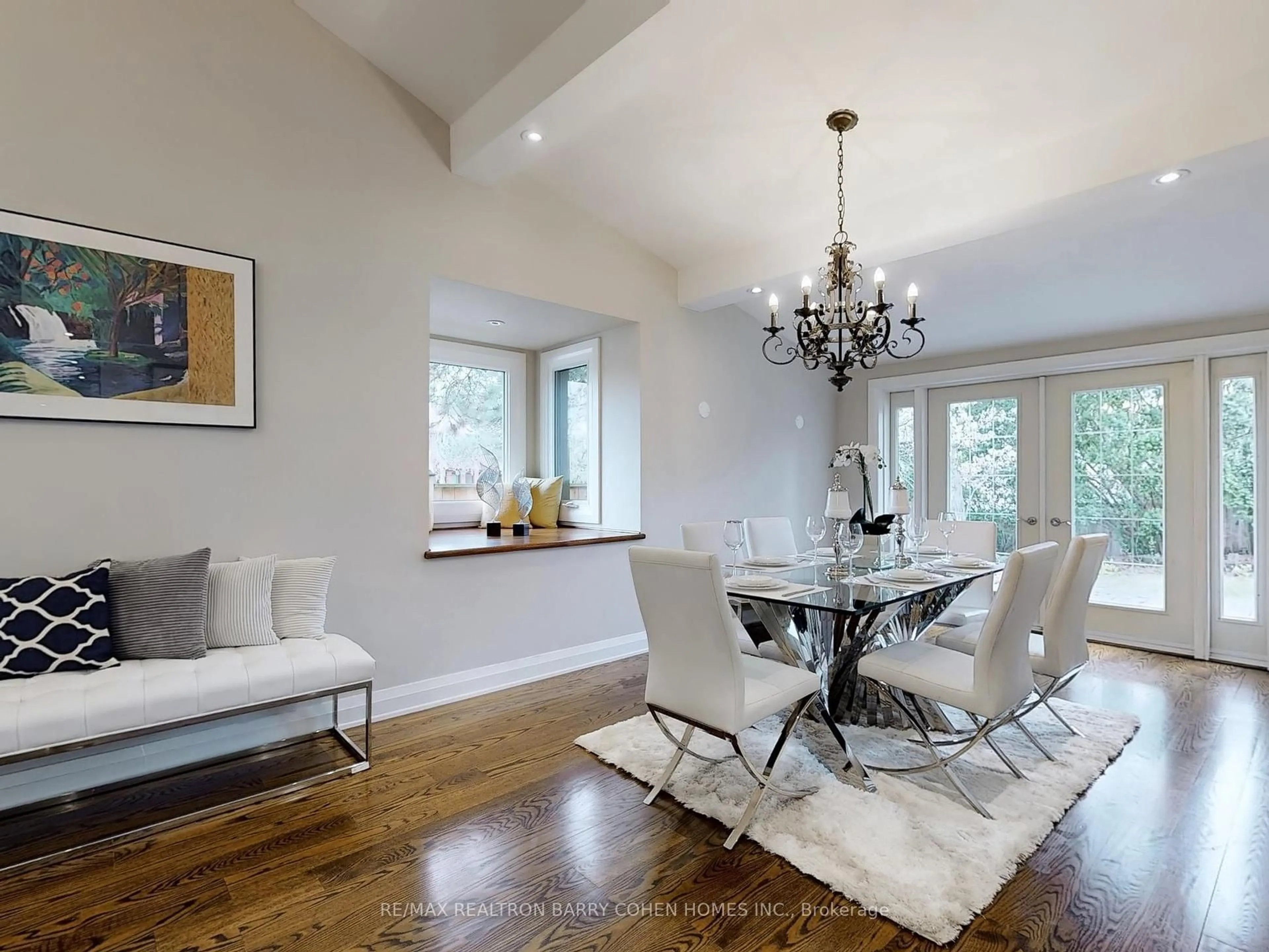 Dining room, wood/laminate floor for 43 Bamboo Grve, Toronto Ontario M3B 2C8