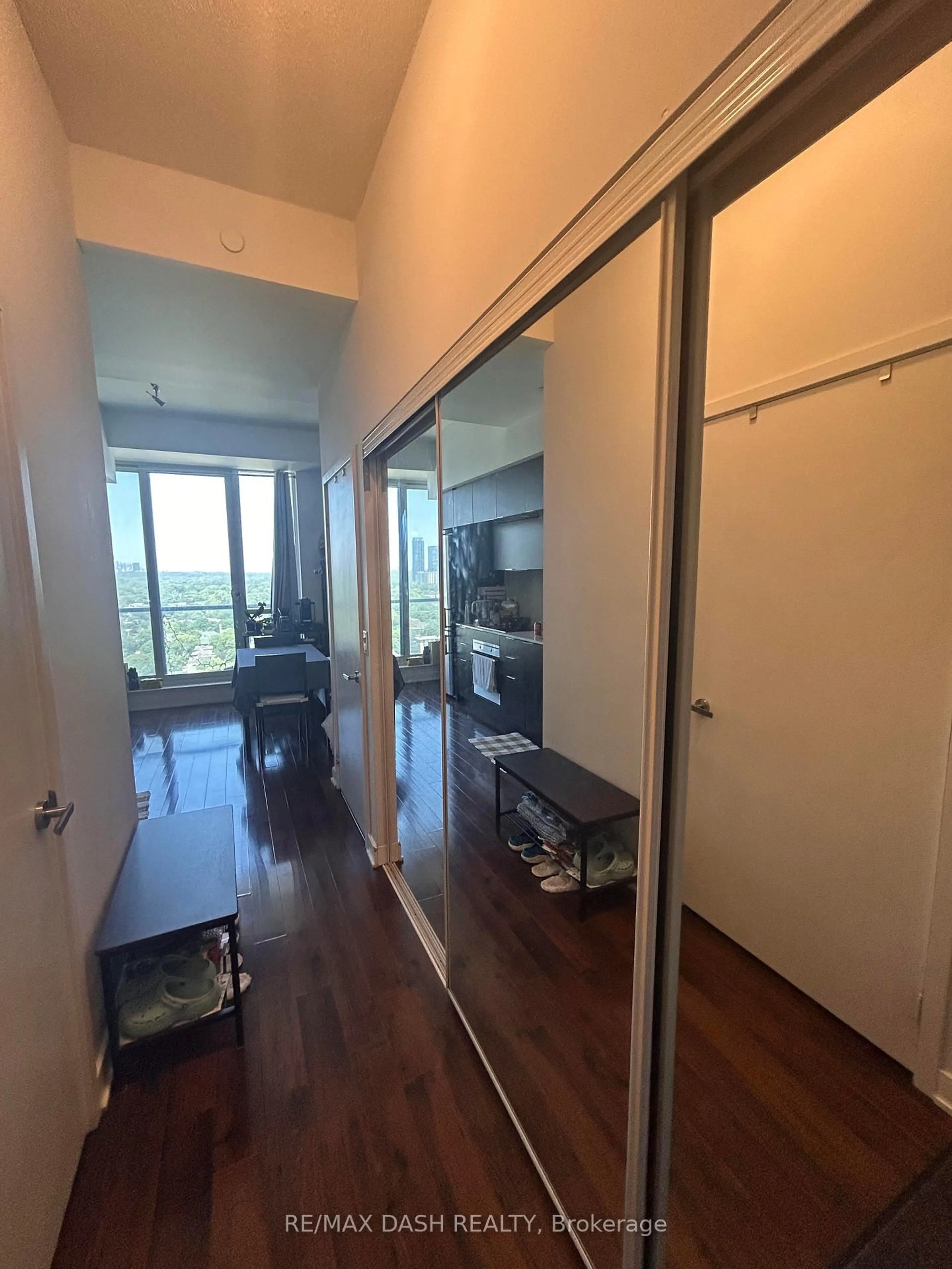 A pic of a room for 170 Sumach St #2411, Toronto Ontario M5A 0C3