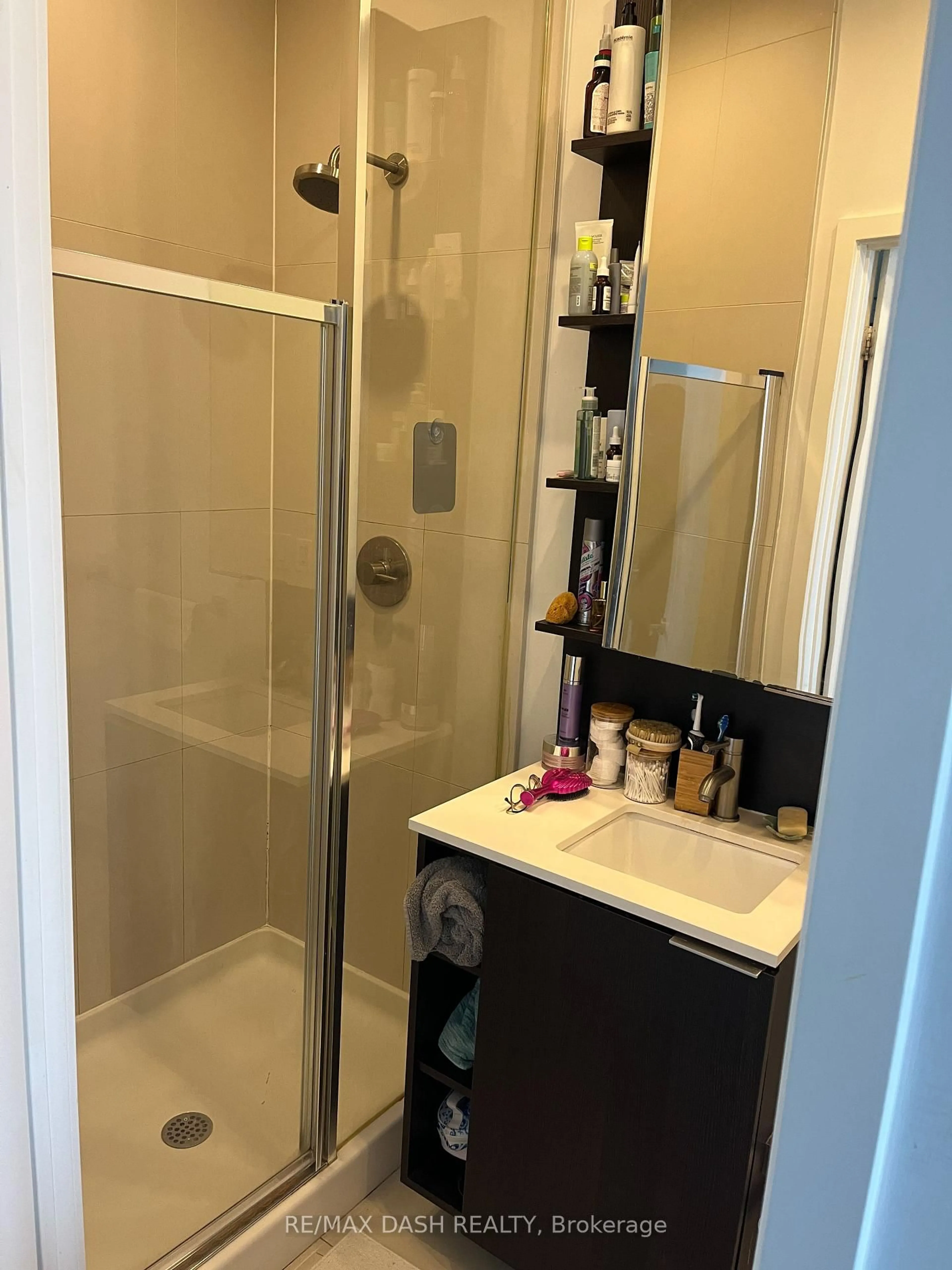 Standard bathroom, unknown for 170 Sumach St #2411, Toronto Ontario M5A 0C3