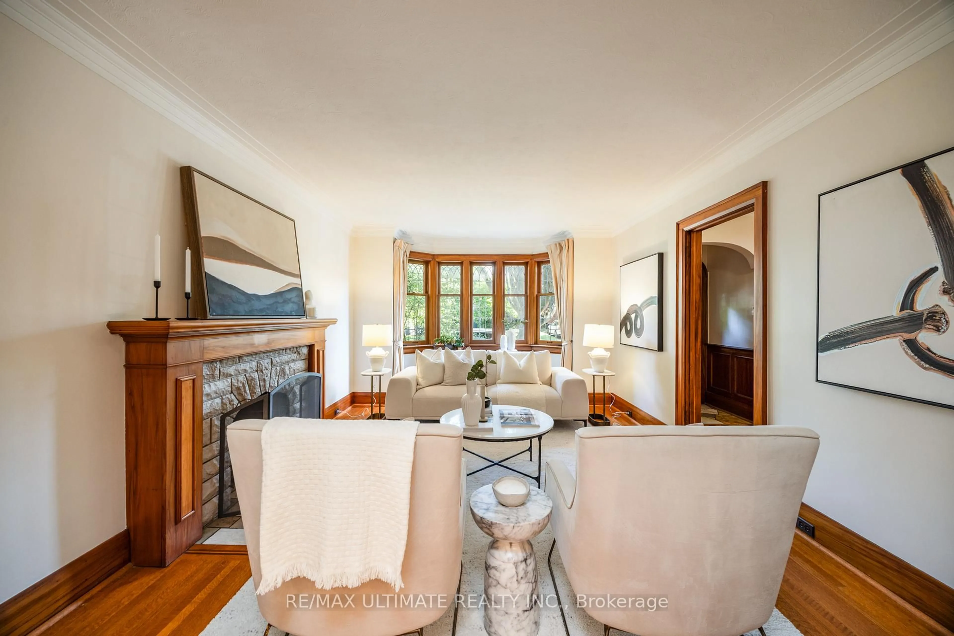 Dining room, unknown for 18 Rolph Rd, Toronto Ontario M4G 3M6