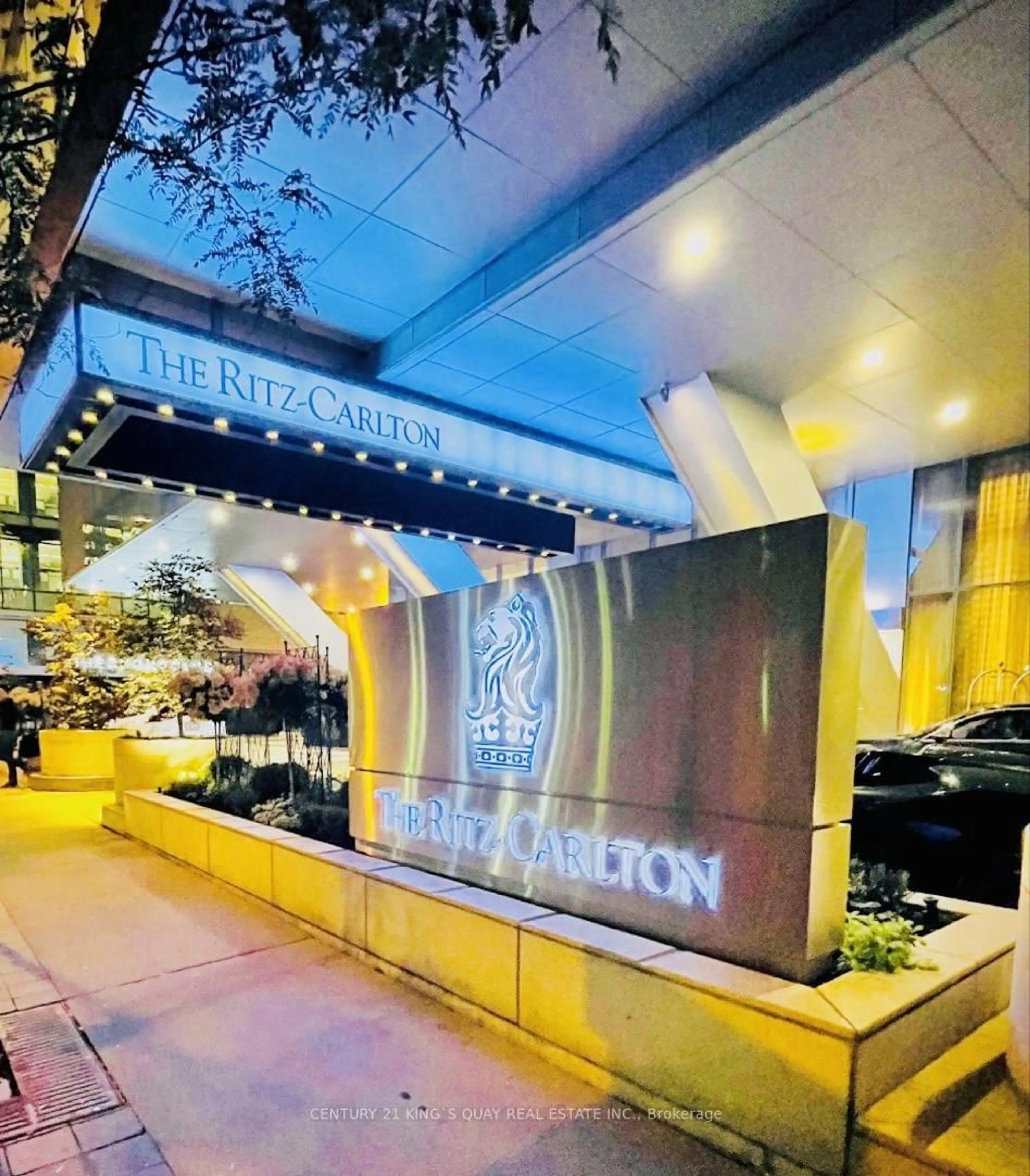 Lobby for 183 Wellington St #3402, Toronto Ontario M5V 0A1
