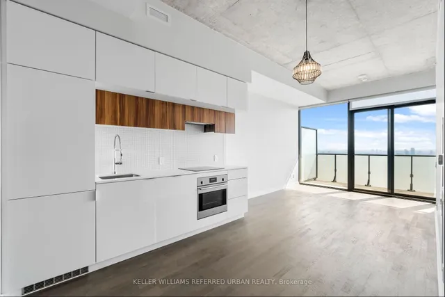 Additional property image - 185 Roehampton Ave Unit 3408