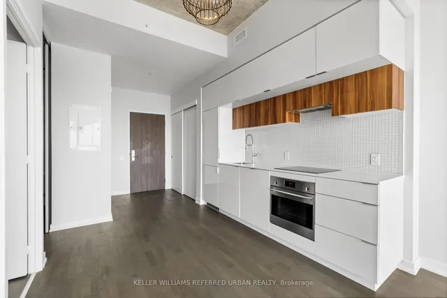 Additional property image - 185 Roehampton Ave Unit 3408