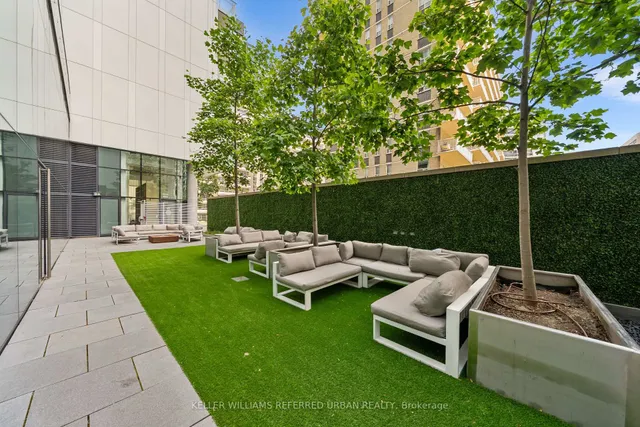 Additional property image - 185 Roehampton Ave Unit 3408