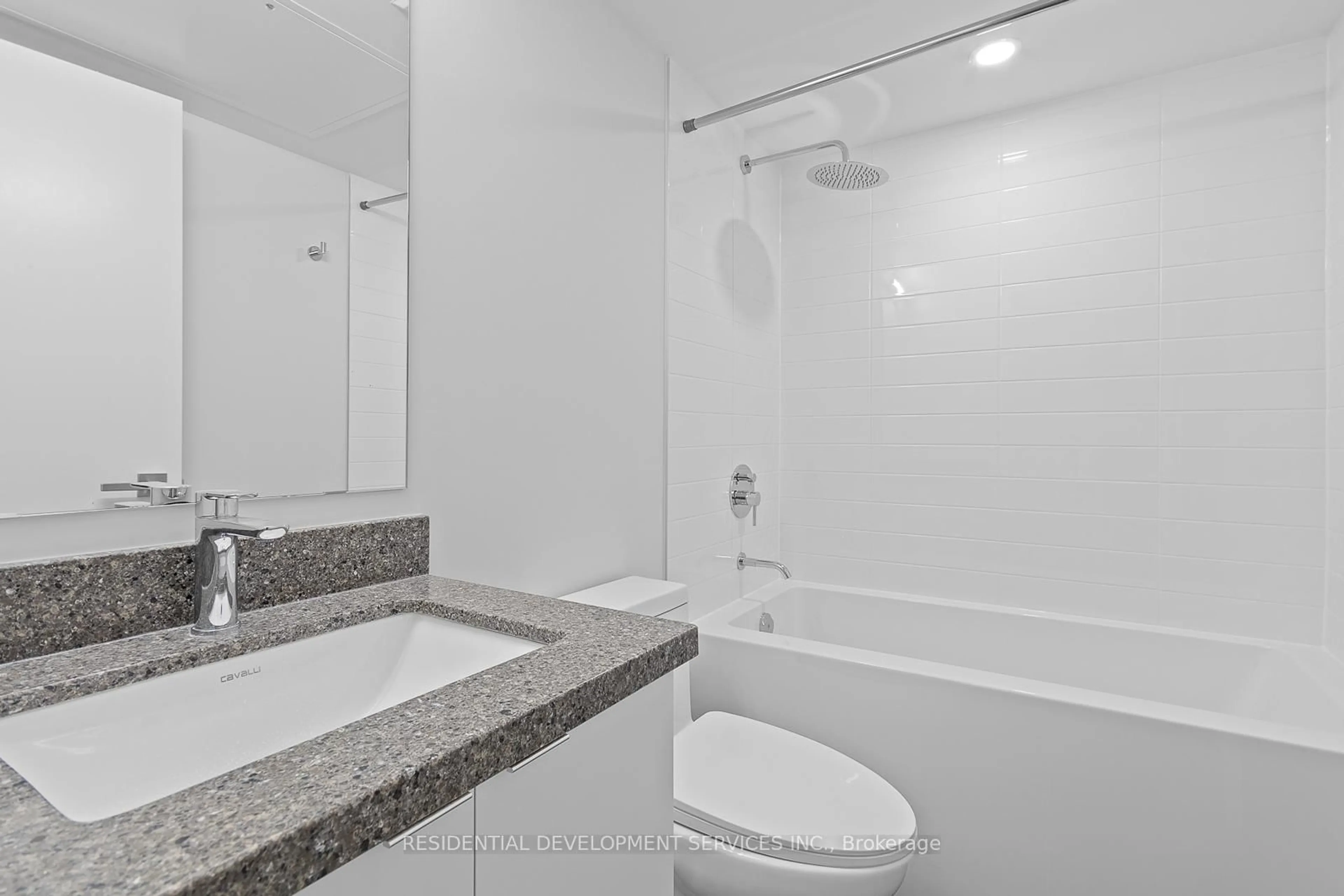 Standard bathroom, unknown for 500 Wilson Ave #923, Toronto Ontario M3H 5Y9