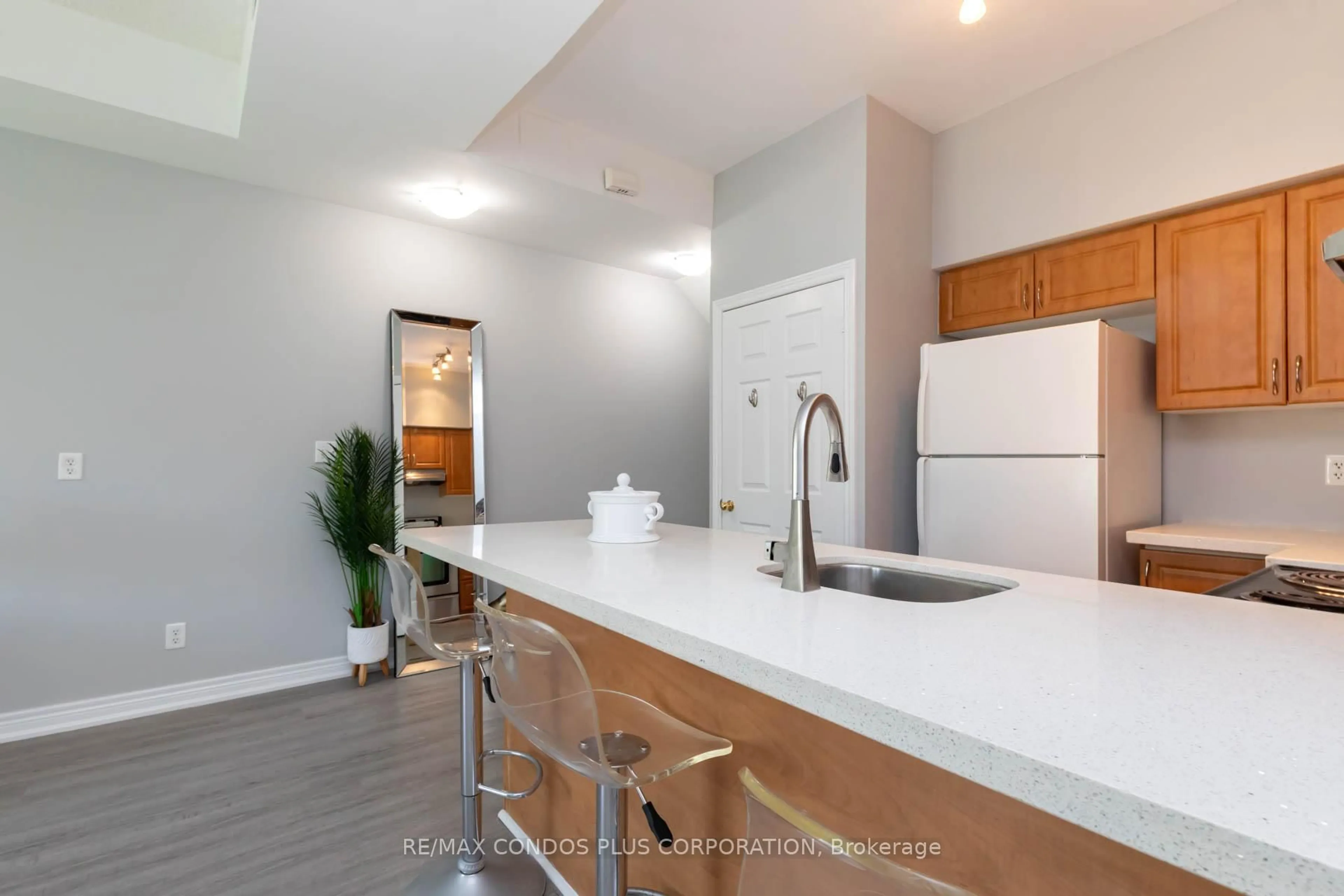 Open concept kitchen, unknown for 179 Bleecker St #237, Toronto Ontario M4X 1L9