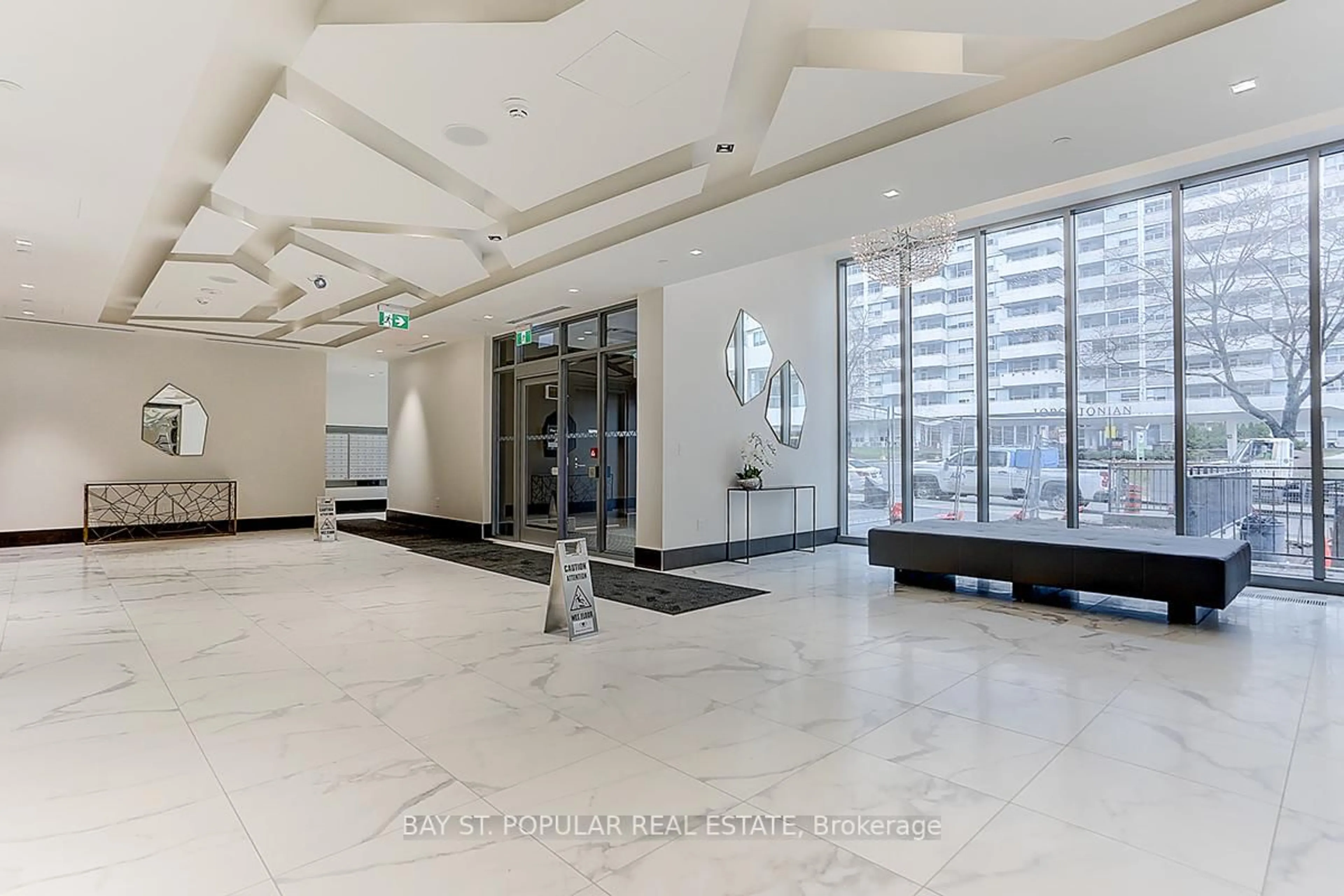 Lobby for 50 Dunfield Ave #812, Toronto Ontario M4S 0E4