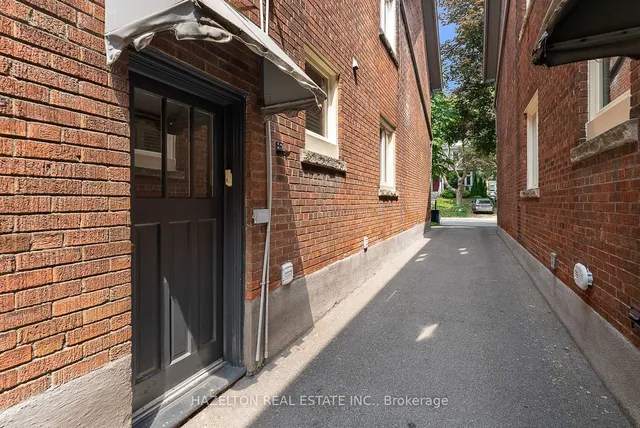 Primary image of 9 Clarendon Ave Unit A