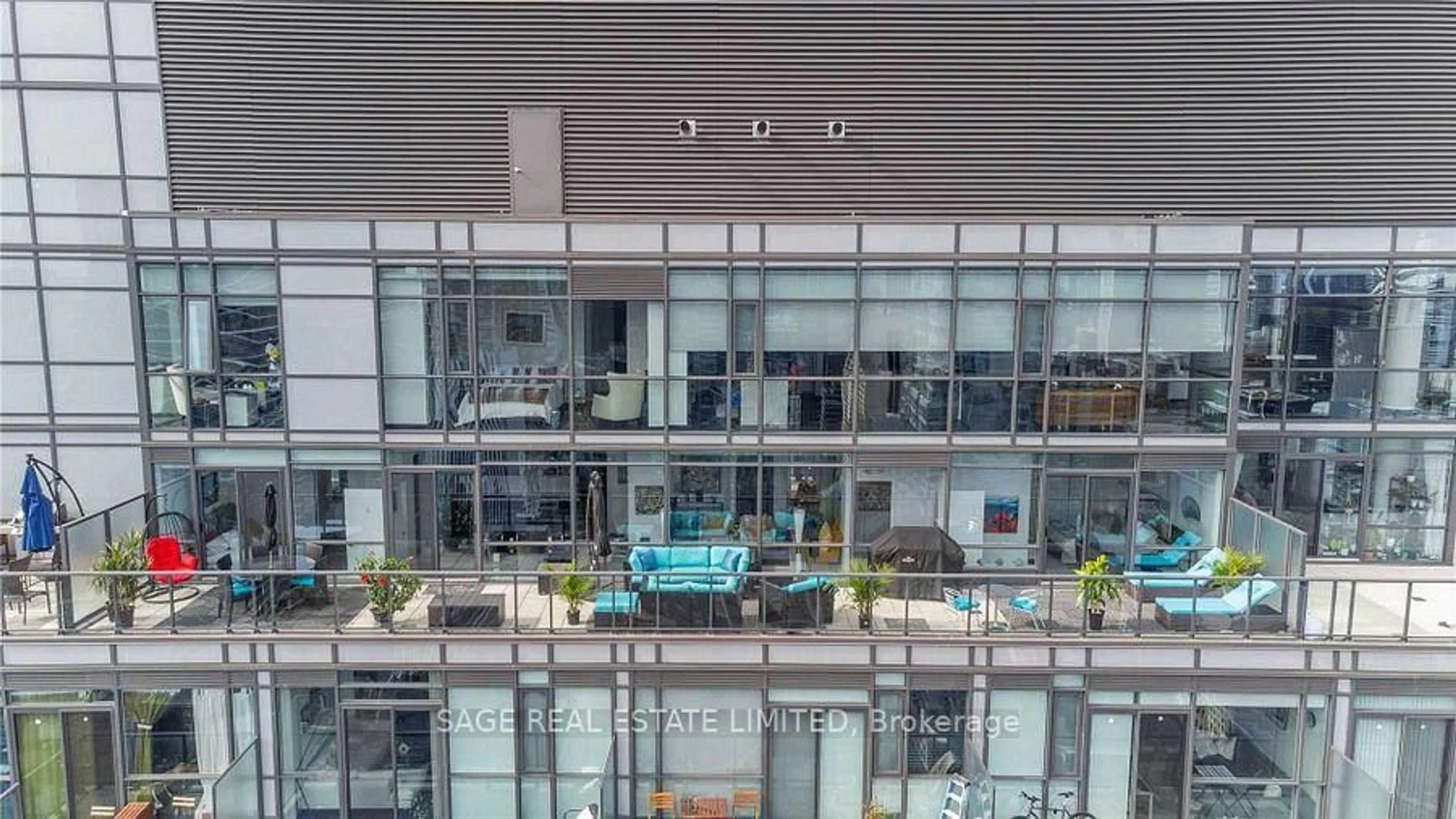 Lobby for 290 Adelaide St #4104, Toronto Ontario M5V 0P3