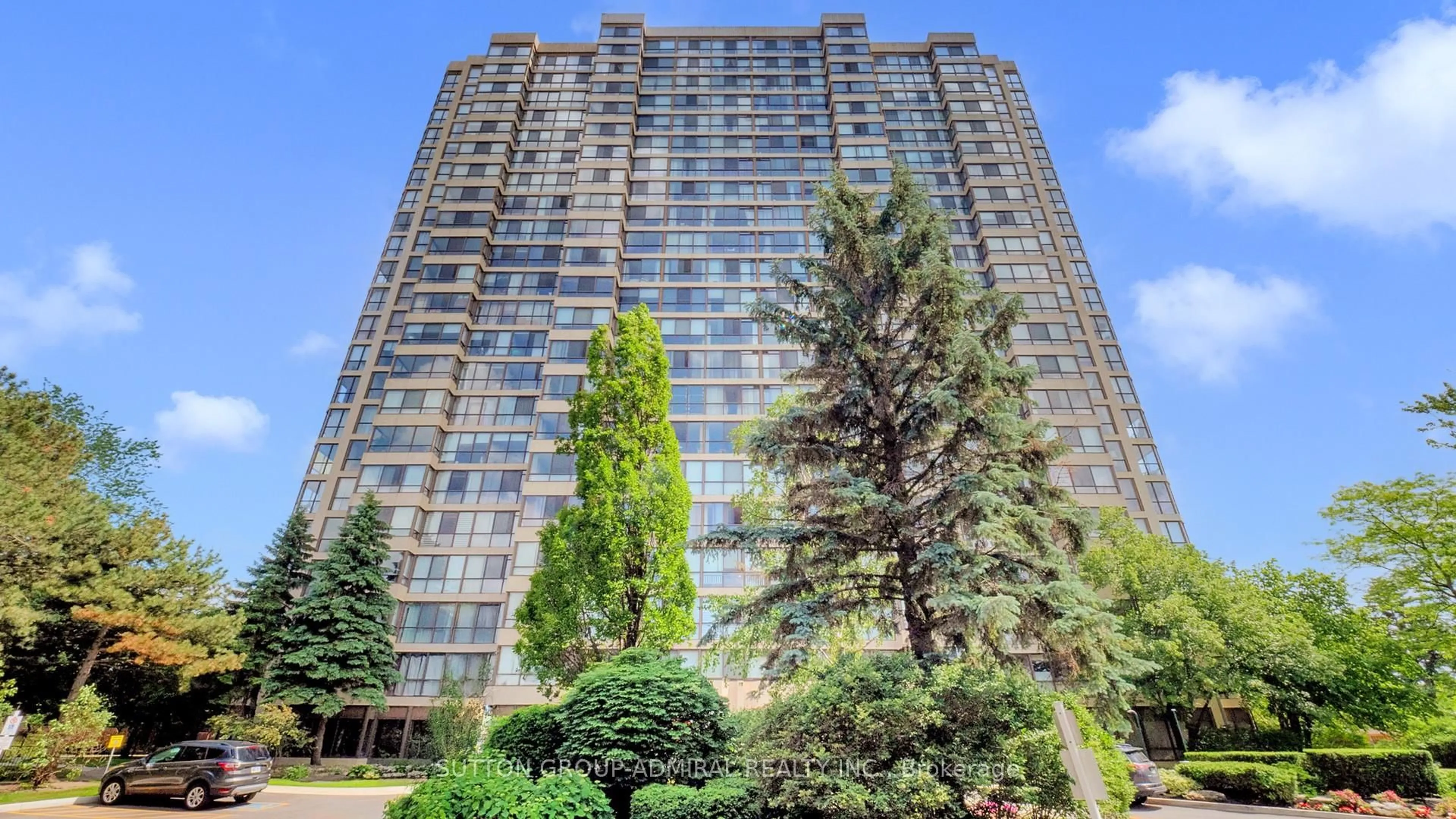 Indoor foyer for 131 Torresdale Ave #1804, Toronto Ontario M2R 3T1
