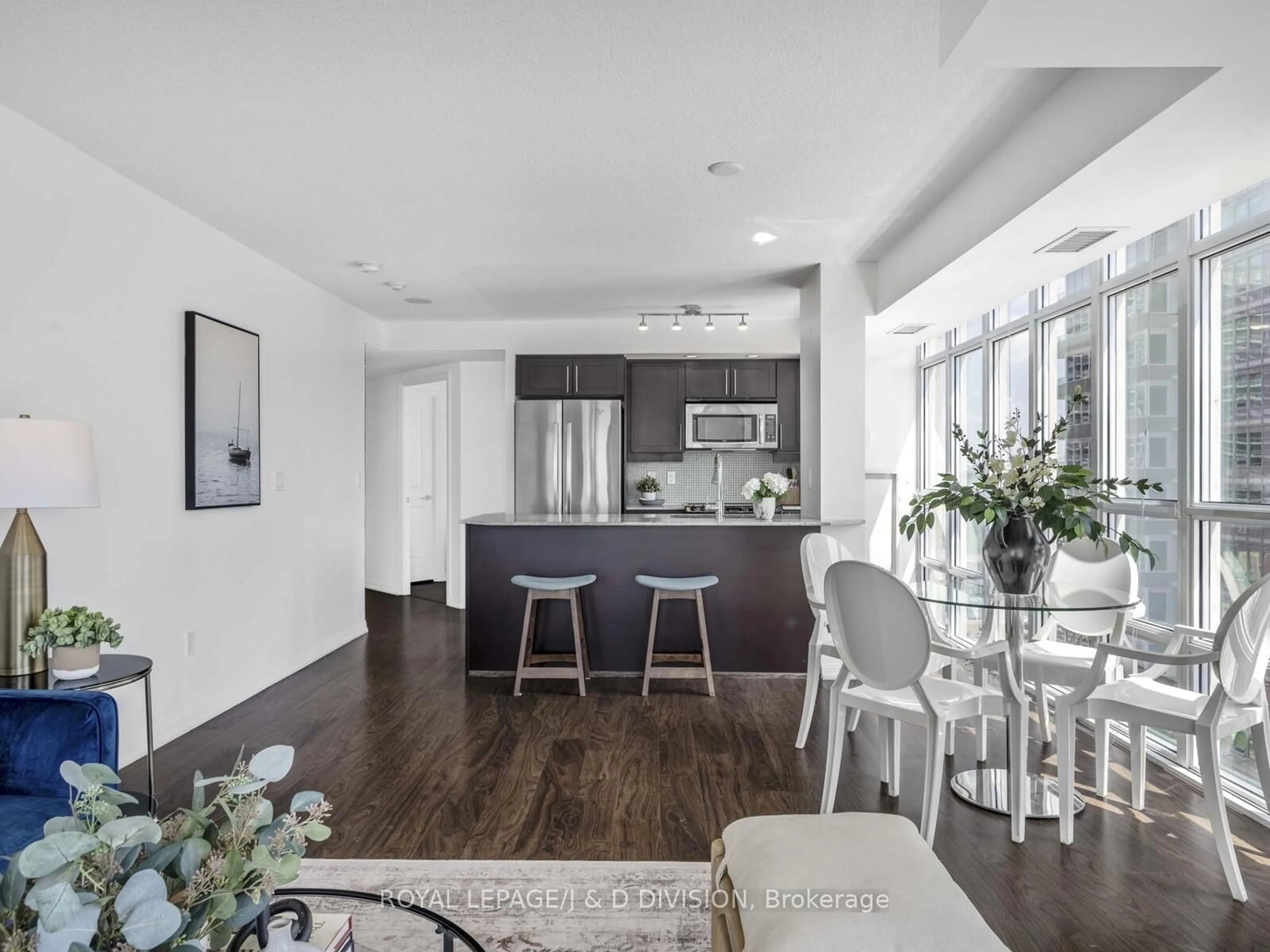 Open concept kitchen, unknown for 65 East Liberty St #1202, Toronto Ontario M6K 3R2
