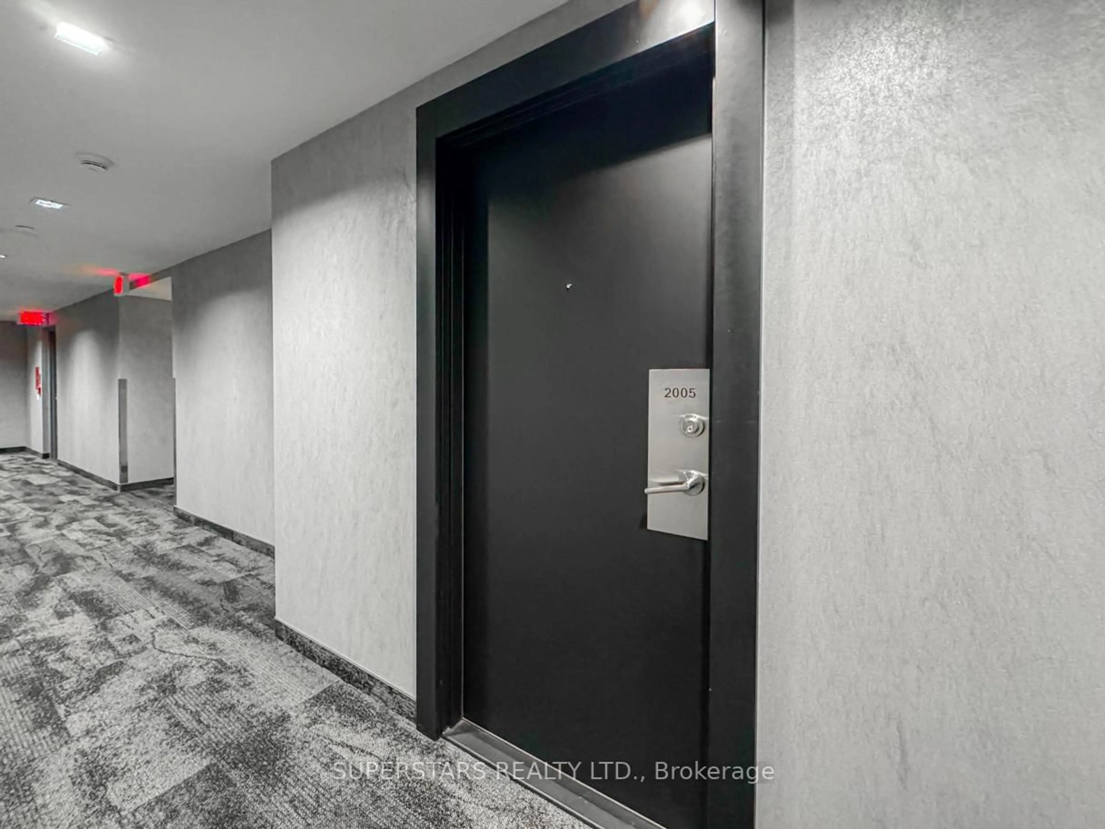 Indoor foyer for 87 Peter St #2005, Toronto Ontario M5V 0P1