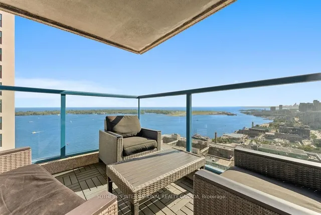 Additional image 30 of 77 Harbour Sq Unit 3208
