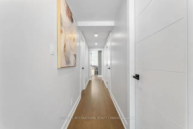 Additional image 27 of 77 Harbour Sq Unit 3208