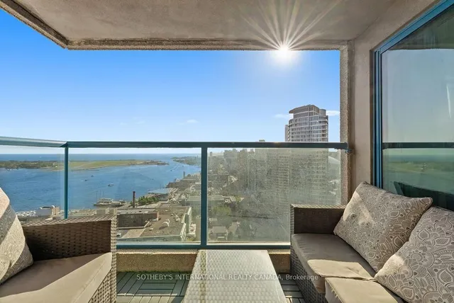 Additional image 12 of 77 Harbour Sq Unit 3208