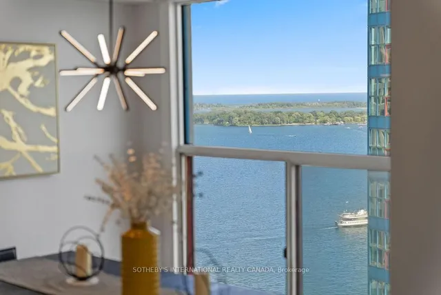Additional image 44 of 77 Harbour Sq Unit 3208