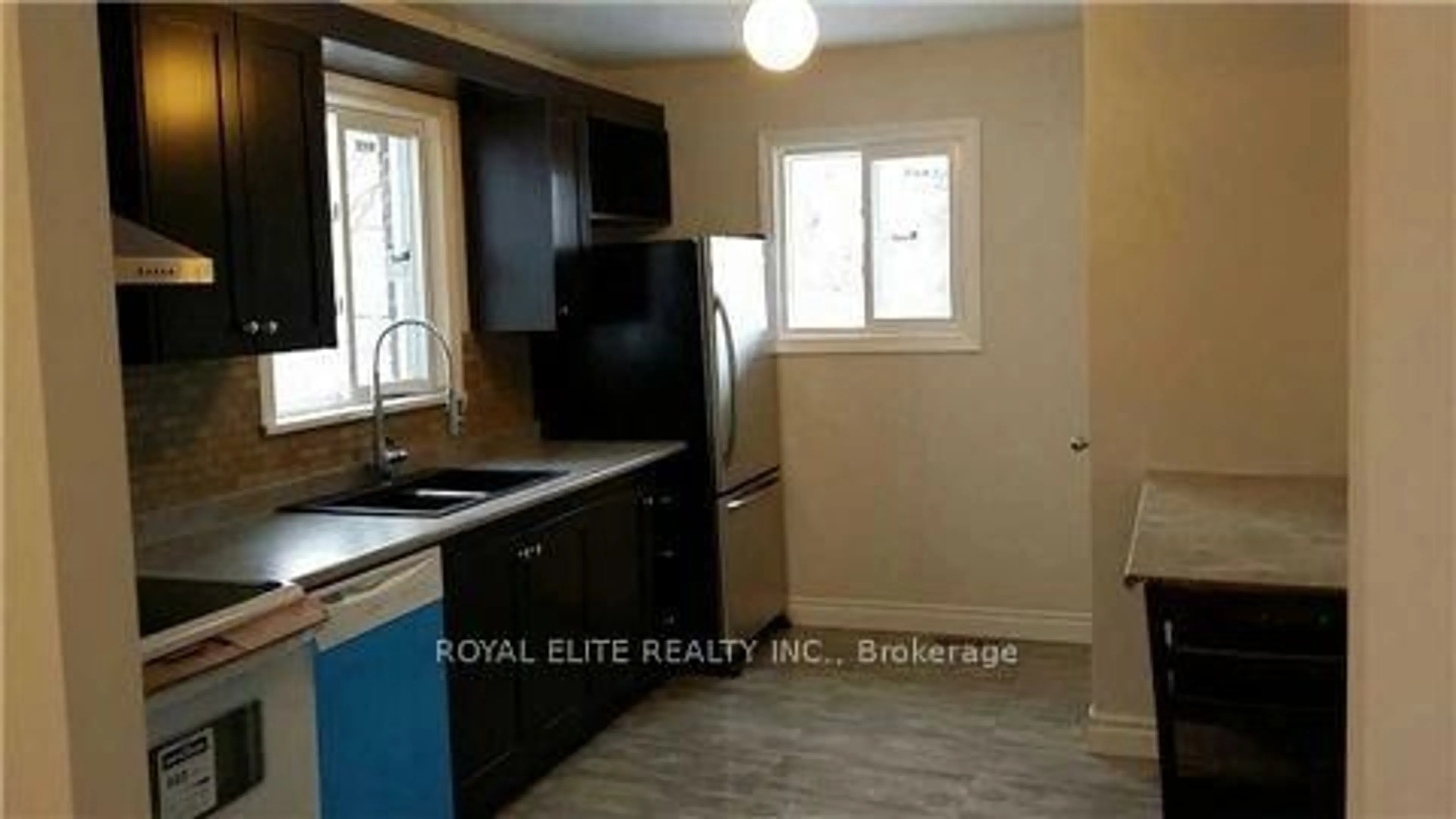 Unknown for 95 Finch Ave, Toronto Ontario M2N 4R4