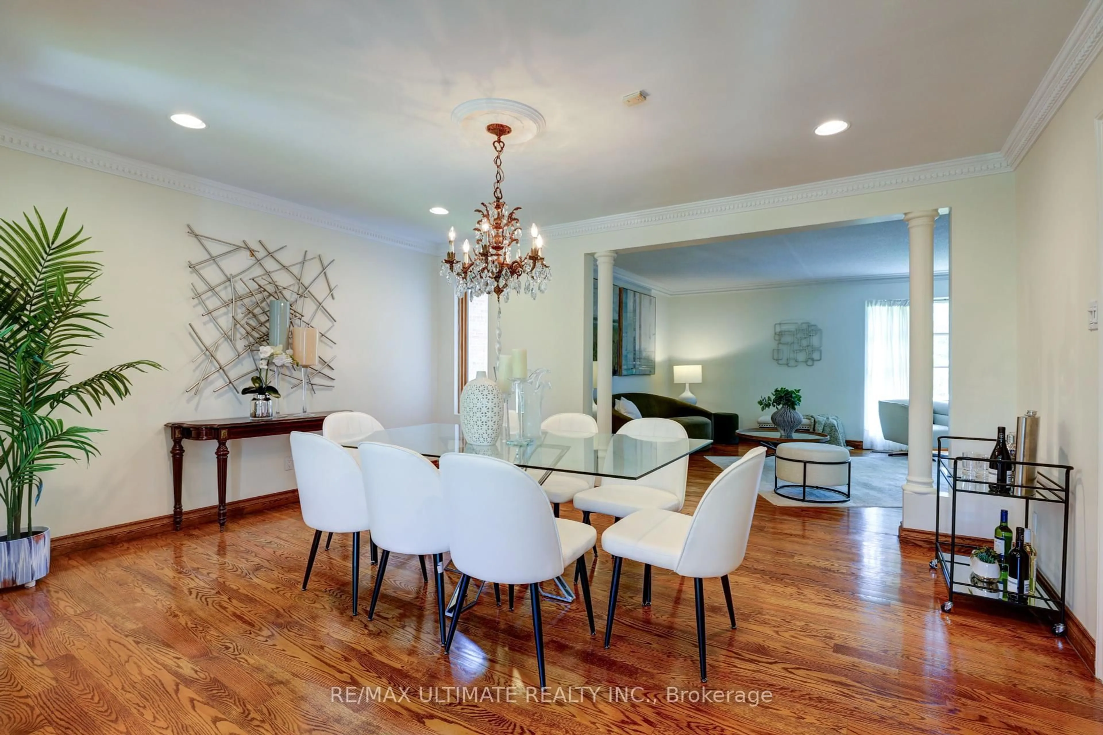 Dining room, unknown for 206 Sloane Ave, Toronto Ontario M4A 2C6