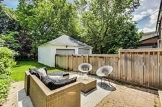 Additional property image - 523 Soudan Ave