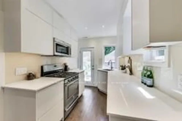 Additional property image - 523 Soudan Ave