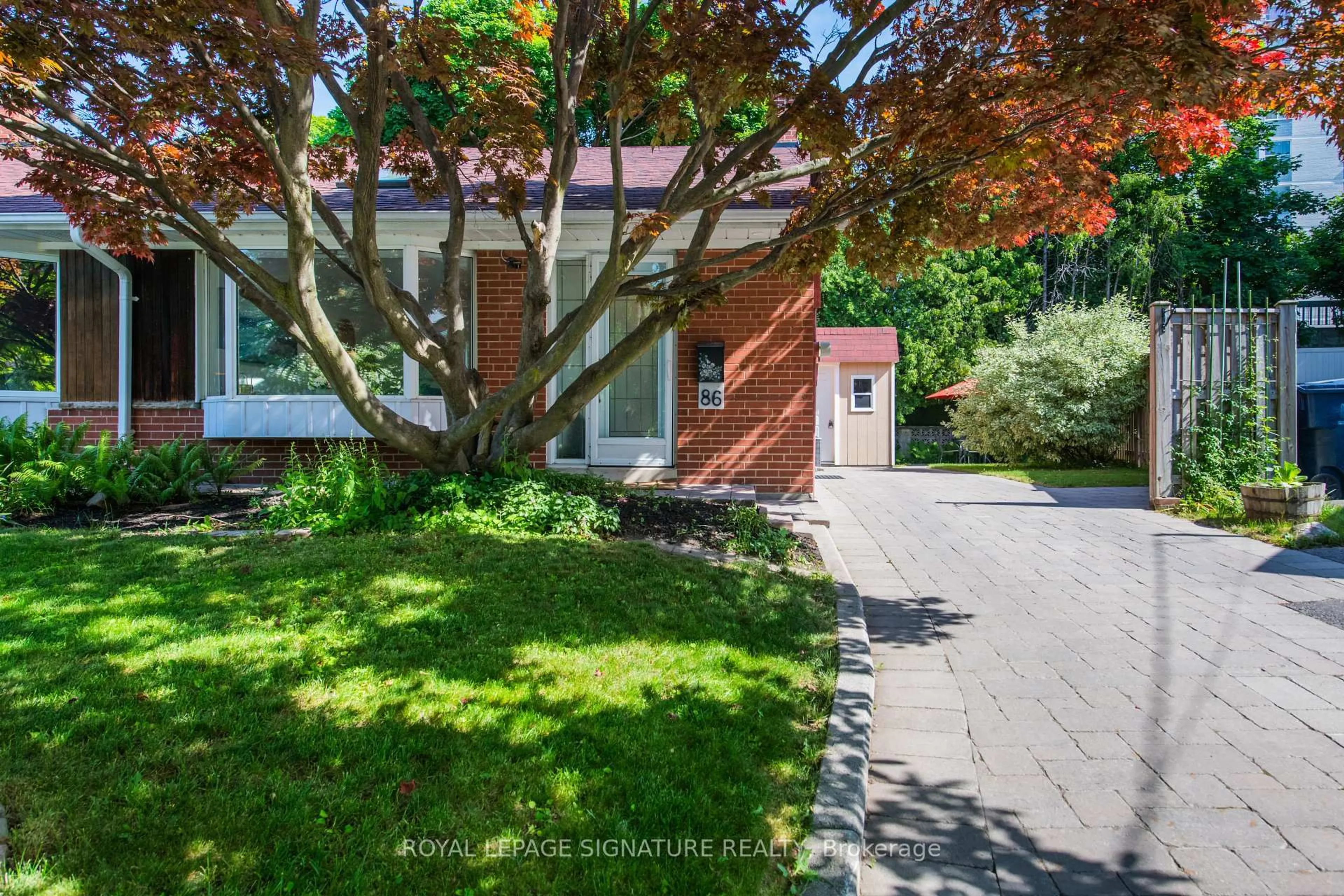 Unknown for 86 MURELLEN Cres, Toronto Ontario M4A 2K5