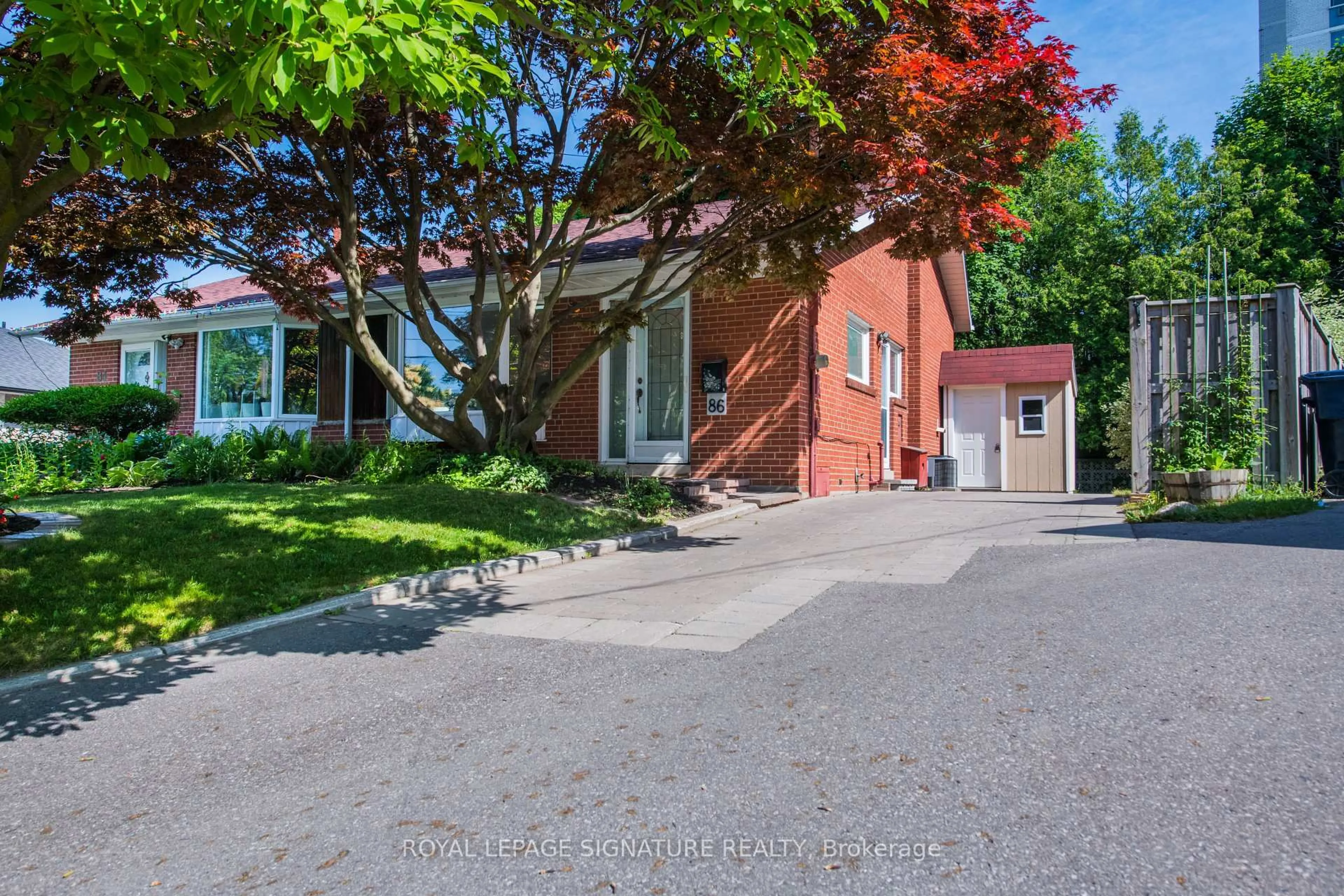 Unknown for 86 MURELLEN Cres, Toronto Ontario M4A 2K5