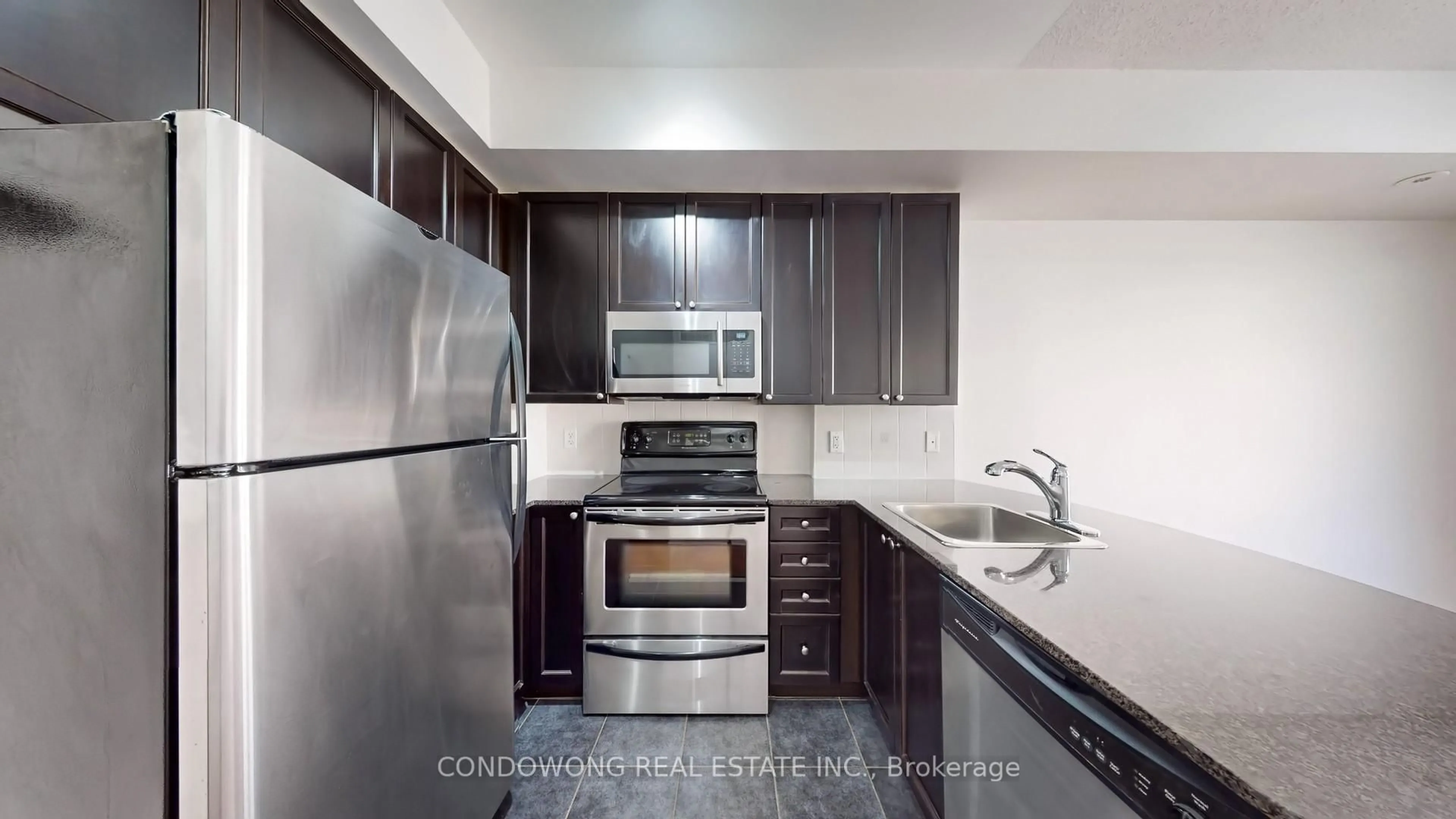 Standard kitchen, unknown for 78 Carr St #25, Toronto Ontario M5T 1B7
