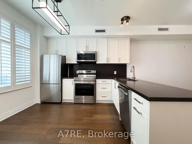 Additional property image - 724 Sheppard Ave Unit 203