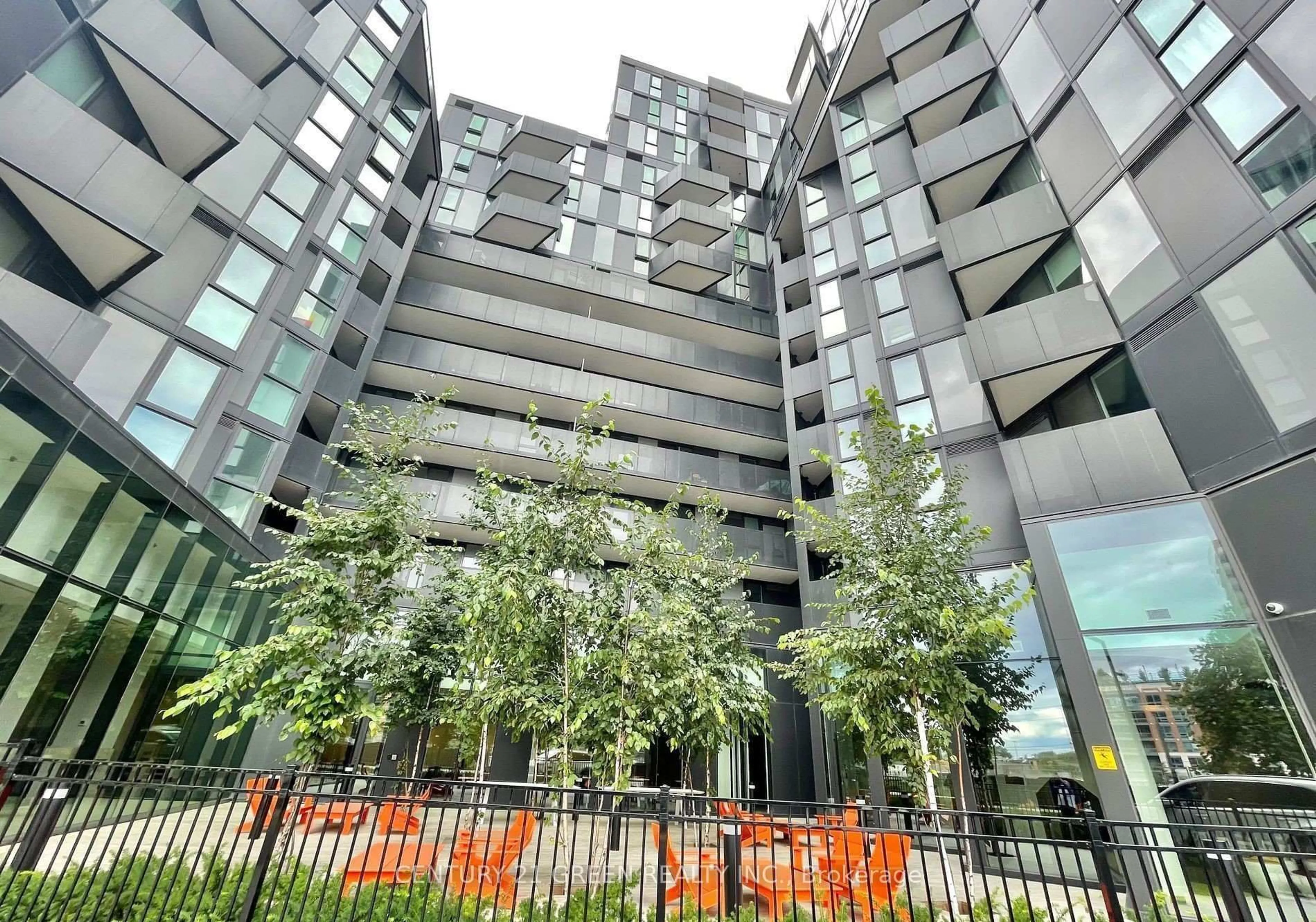 Indoor foyer for 30 Tretti Way #502, Toronto Ontario M3H 0E3