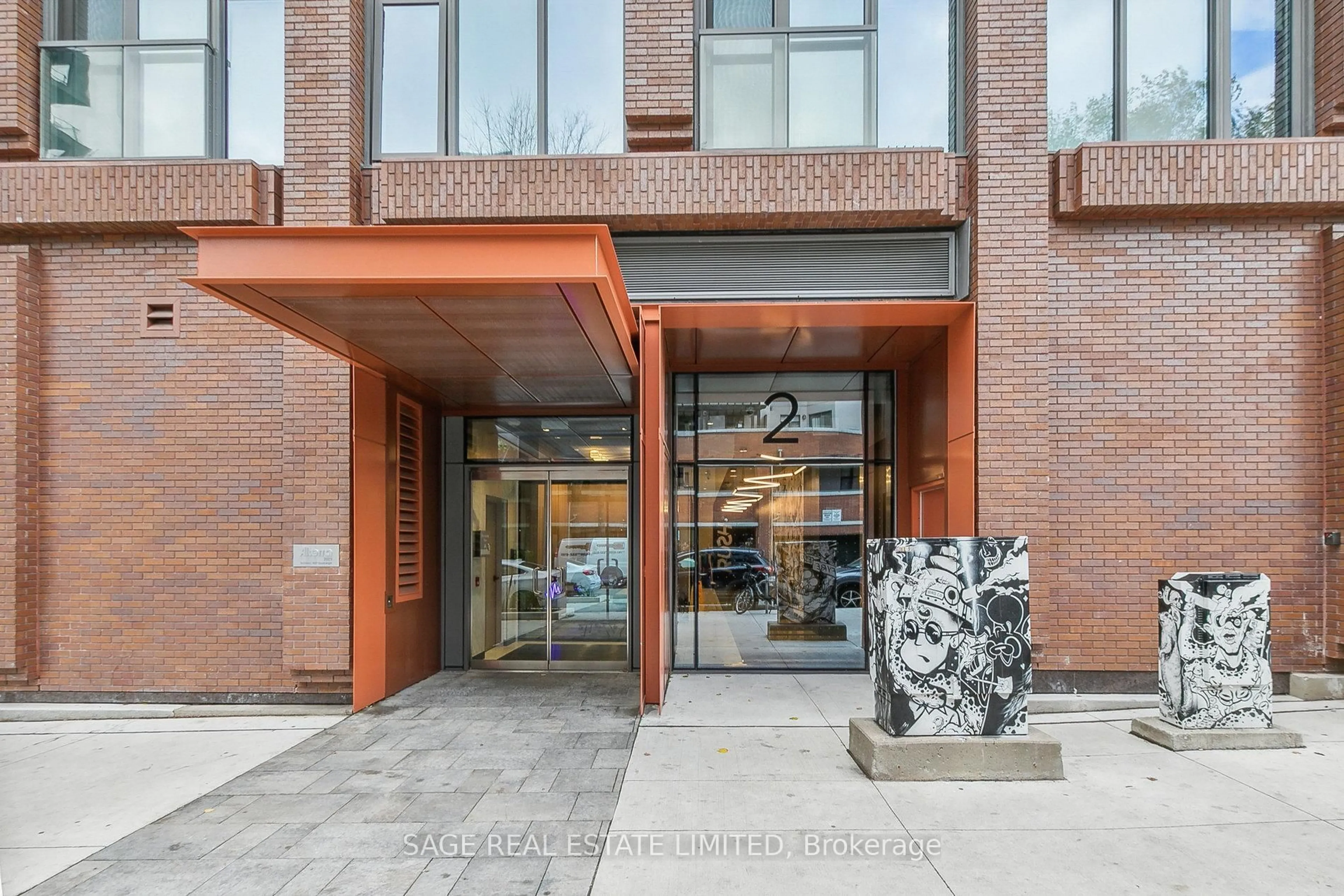 Indoor foyer for 2 Augusta Ave #801, Toronto Ontario M5V 0T3