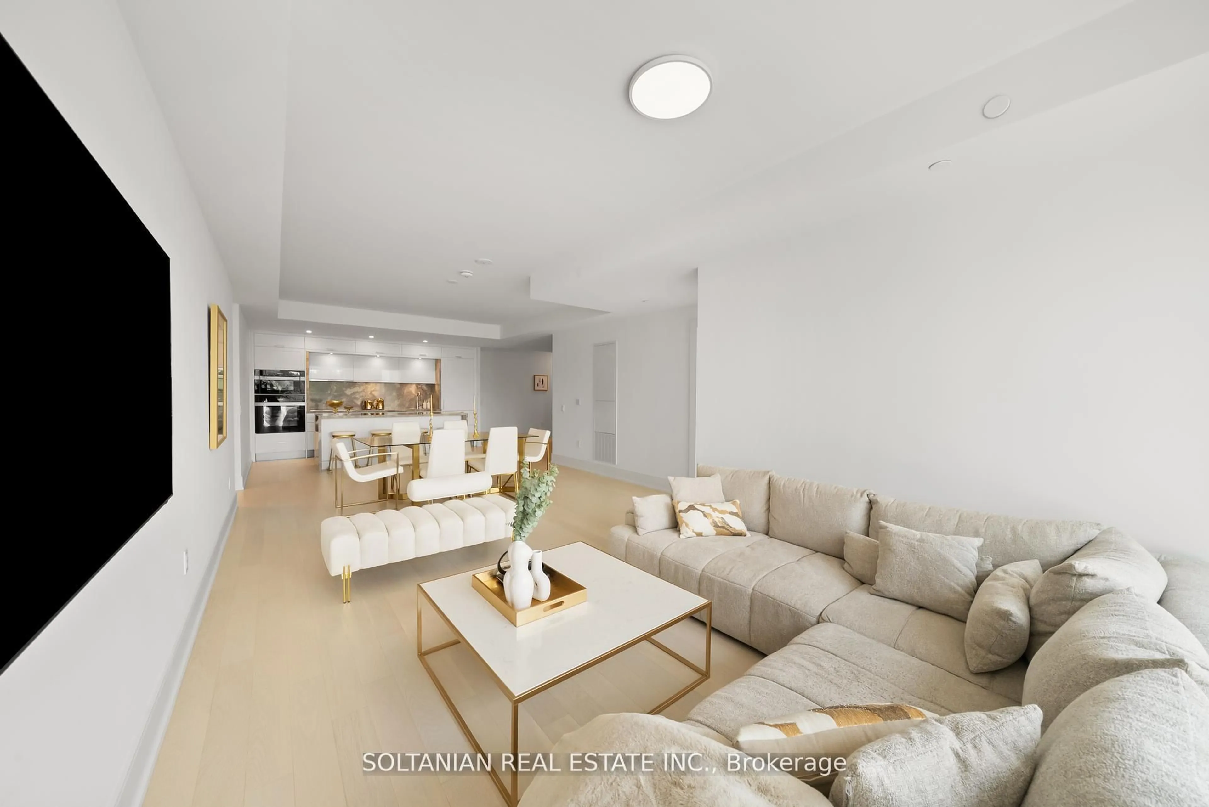 Living room with furniture, unknown for 10 Inn On the Park Dr #304, Toronto Ontario M3C 0P9