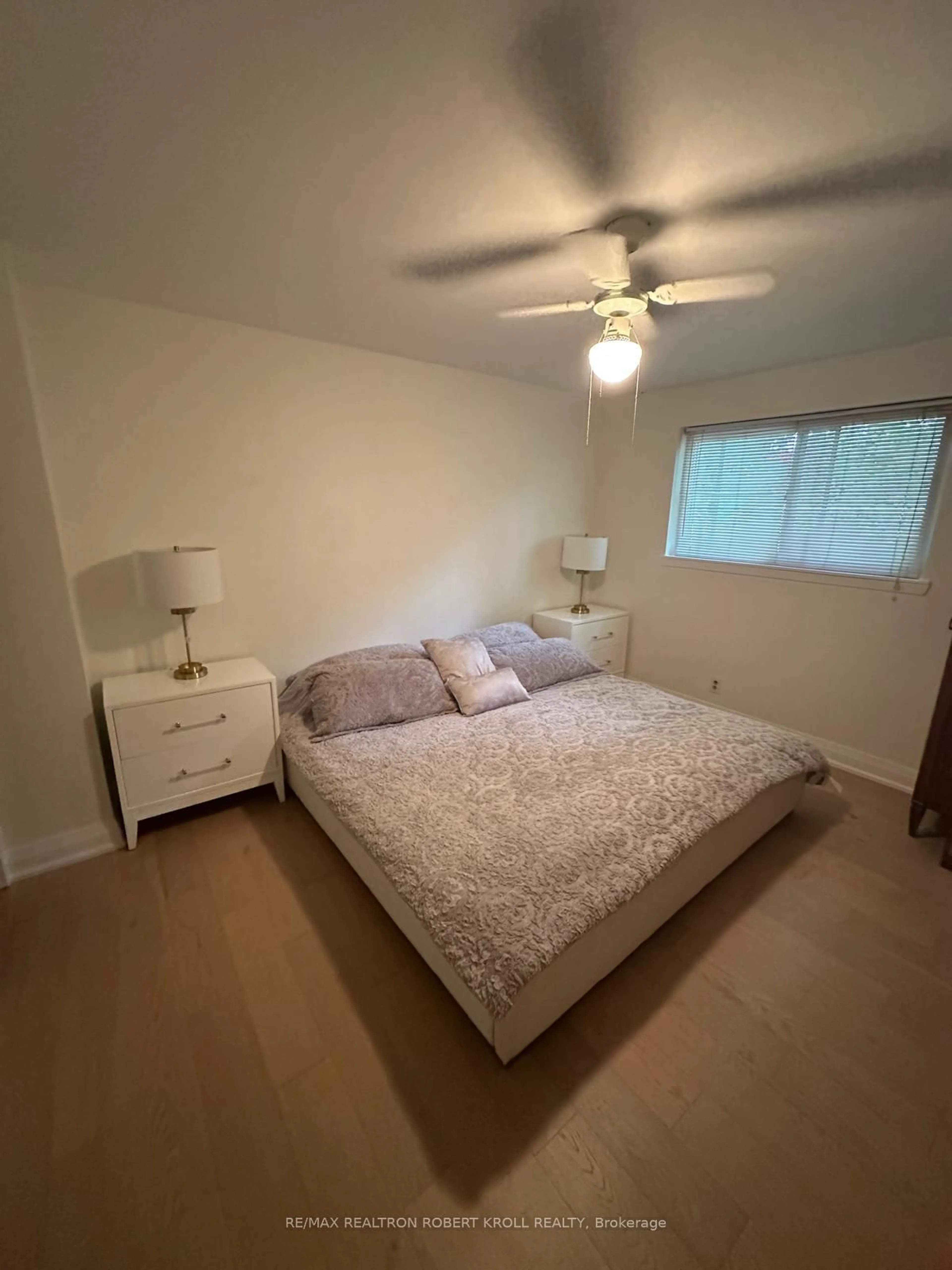 A pic of a room for 92 Elise Terr, Toronto Ontario M2R 2X1