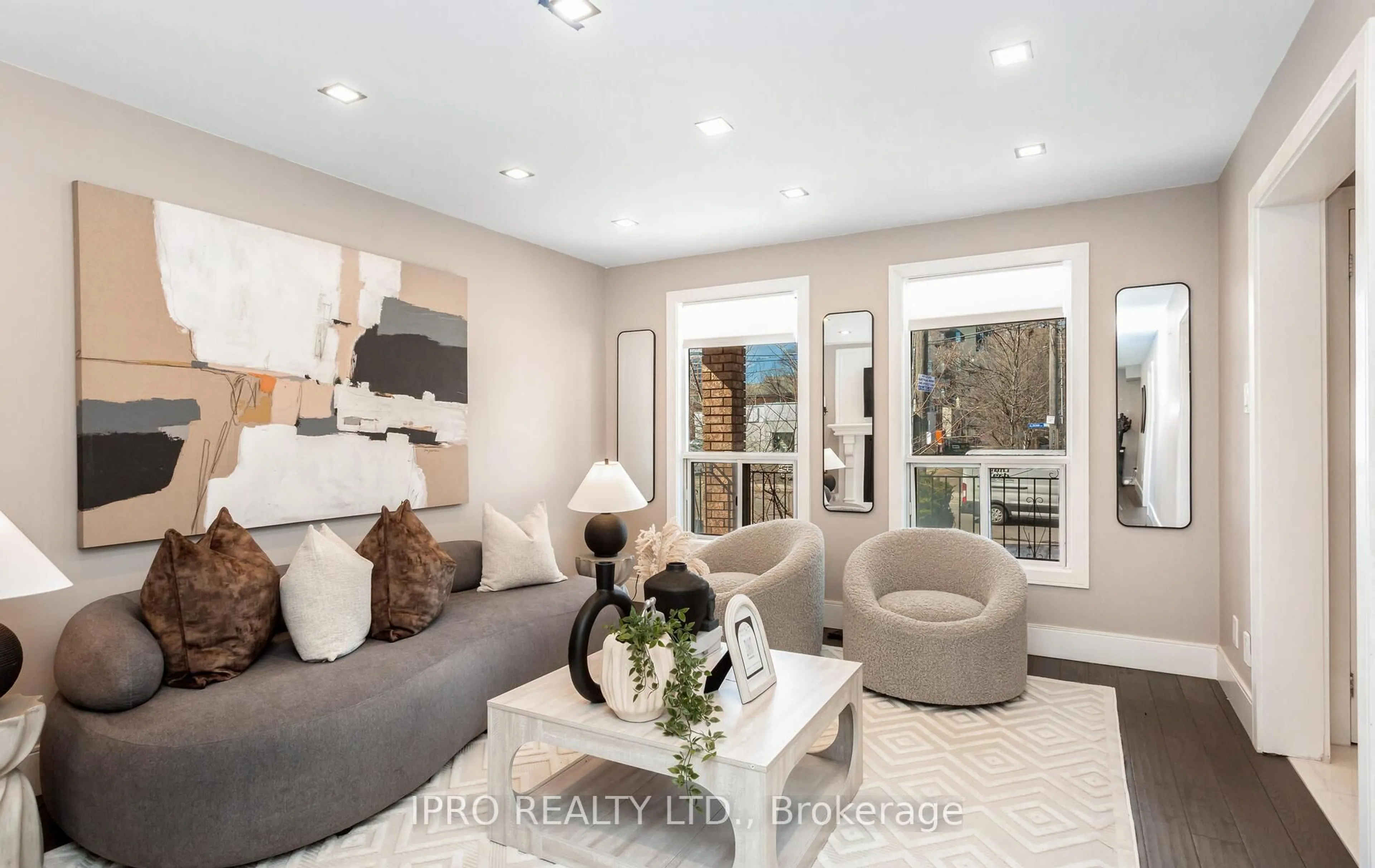 Living room with furniture, unknown for 103 Allingham Gdns, Toronto Ontario M3H 1X9