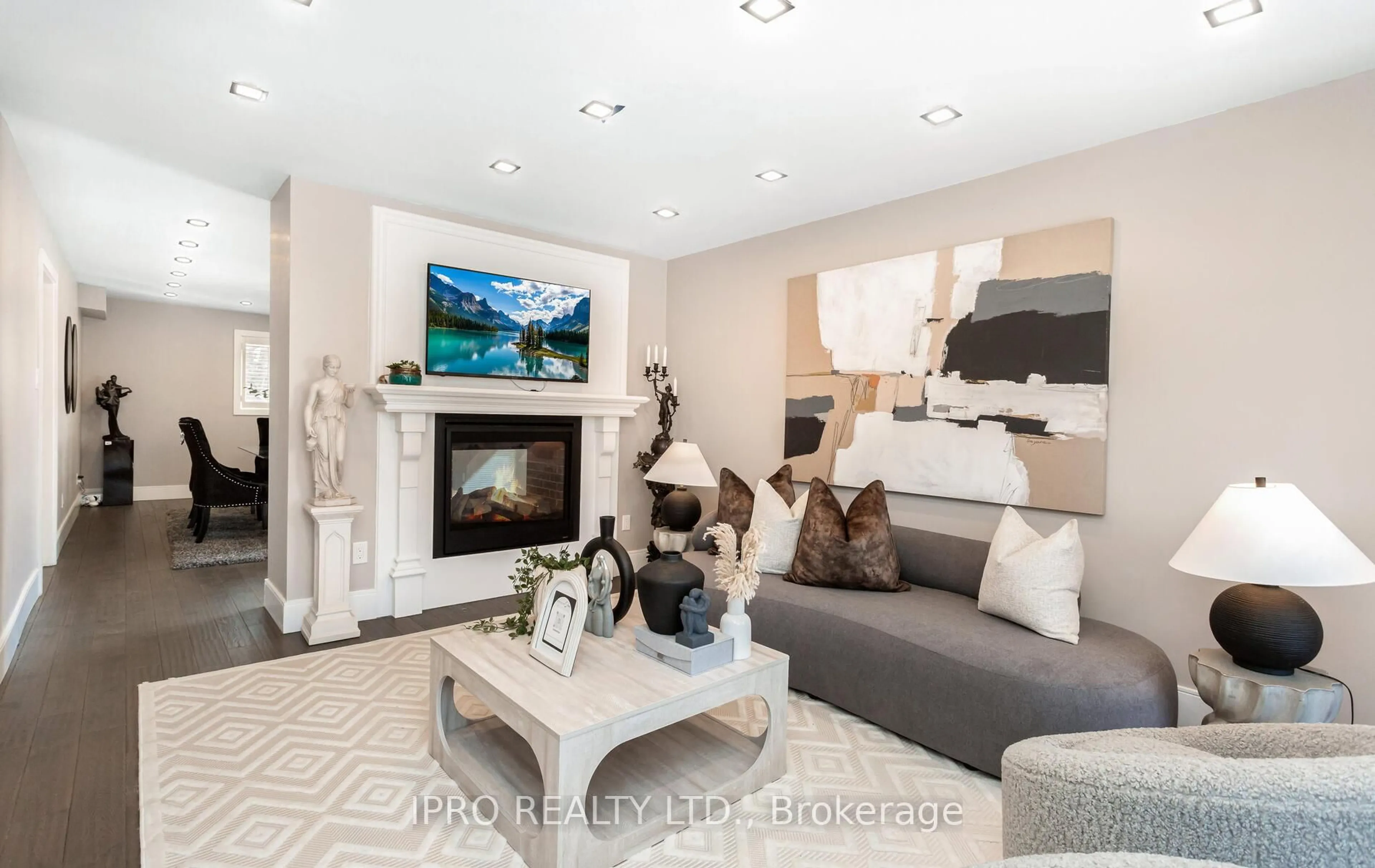 Living room with furniture, unknown for 103 Allingham Gdns, Toronto Ontario M3H 1X9